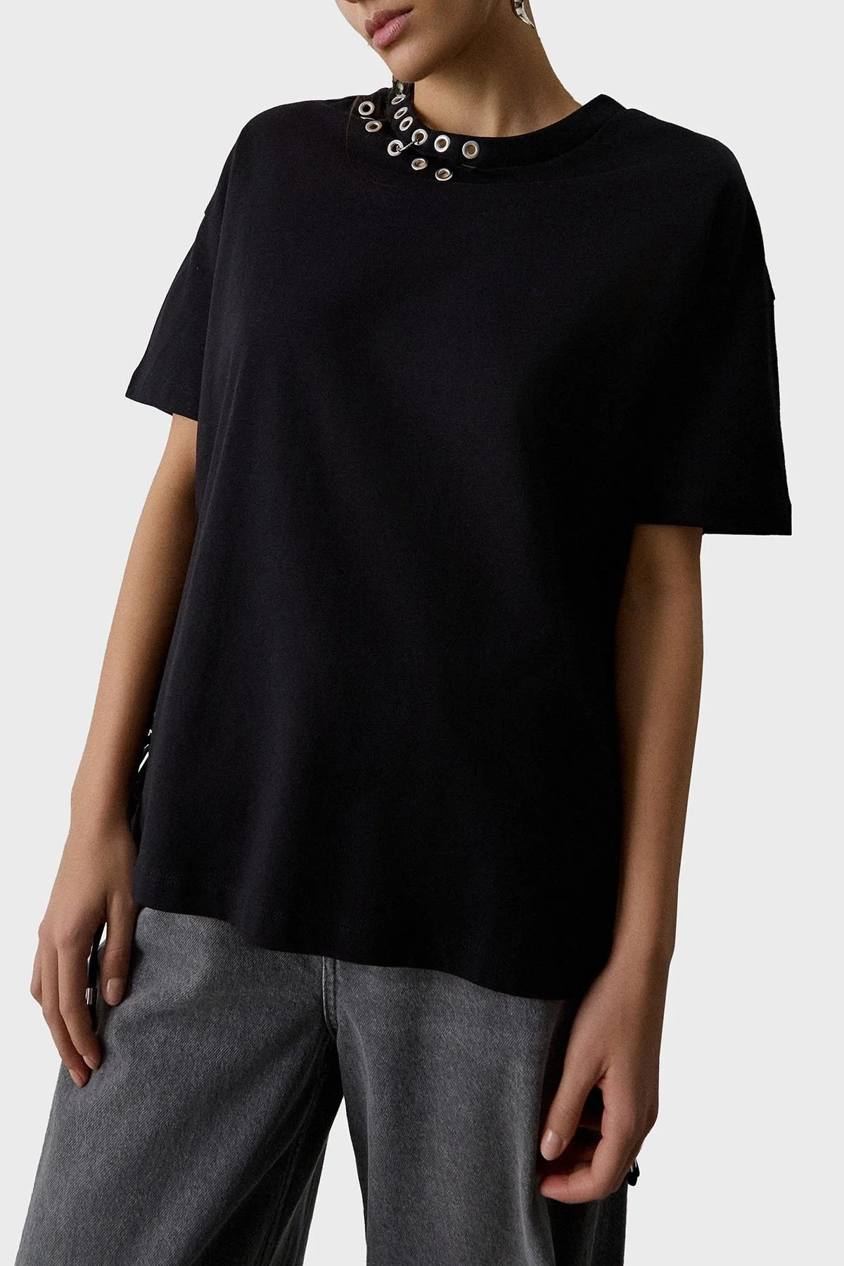 BSB Metalik ve Bağlama Detaylı Pamuklu Oversize Fit Bisiklet Yaka Bayan Bluz 053-210049.080 SİYAH - 1