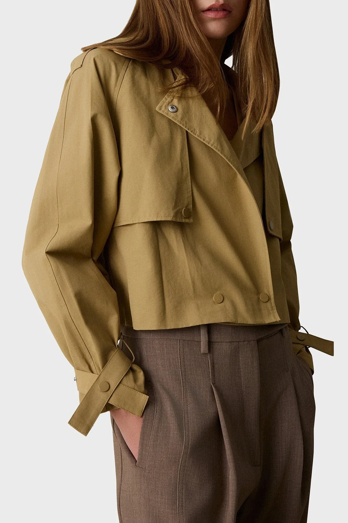 BSB Pamuklu Regular Fit Çıtçıt Düğmeli Apaş Yaka Kısa Bayan Trençkot 053-257001.010 BEJ - 2