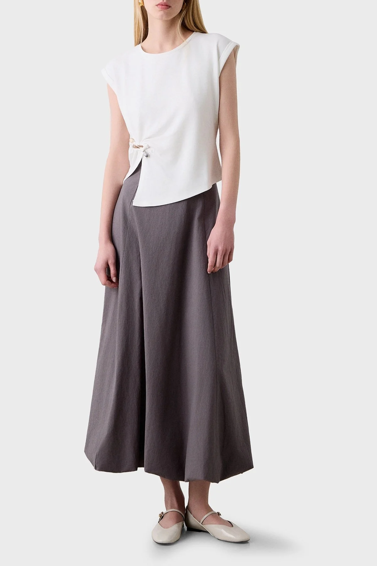 BSB Streç Relaxed Fit Asimetrik Kesim Aksesuar Detaylı Bisiklet Yaka Bayan Bluz 053-210076.004 EKRU - 2