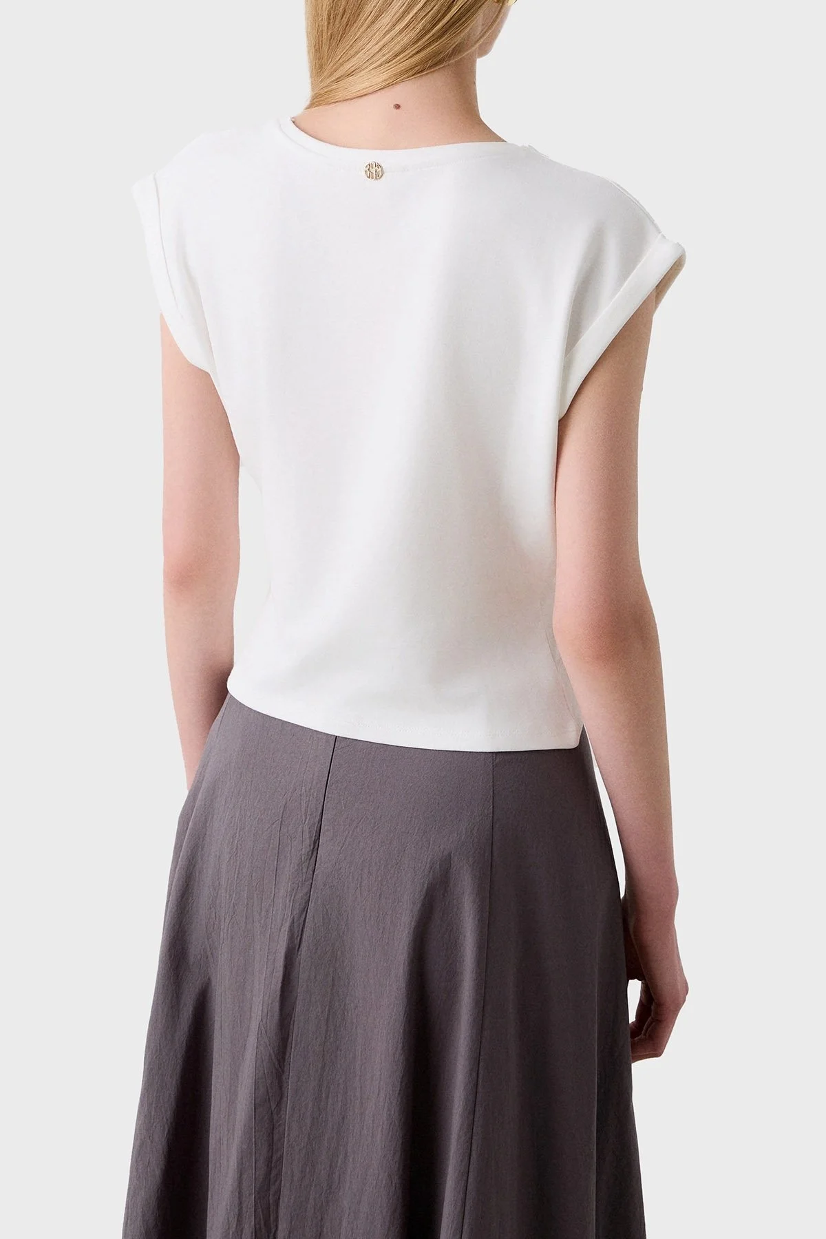 BSB Streç Relaxed Fit Asimetrik Kesim Aksesuar Detaylı Bisiklet Yaka Bayan Bluz 053-210076.004 EKRU - 3