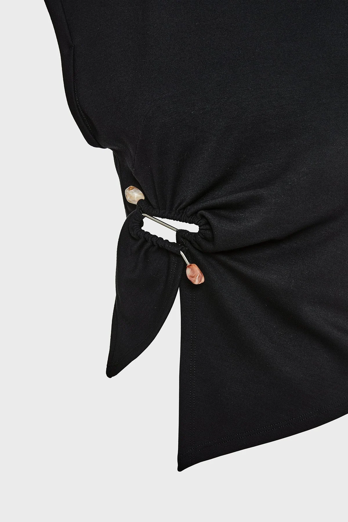 BSB Streç Relaxed Fit Asimetrik Kesim Aksesuar Detaylı Bisiklet Yaka Bayan Bluz 053-210076.080 SİYAH - 4