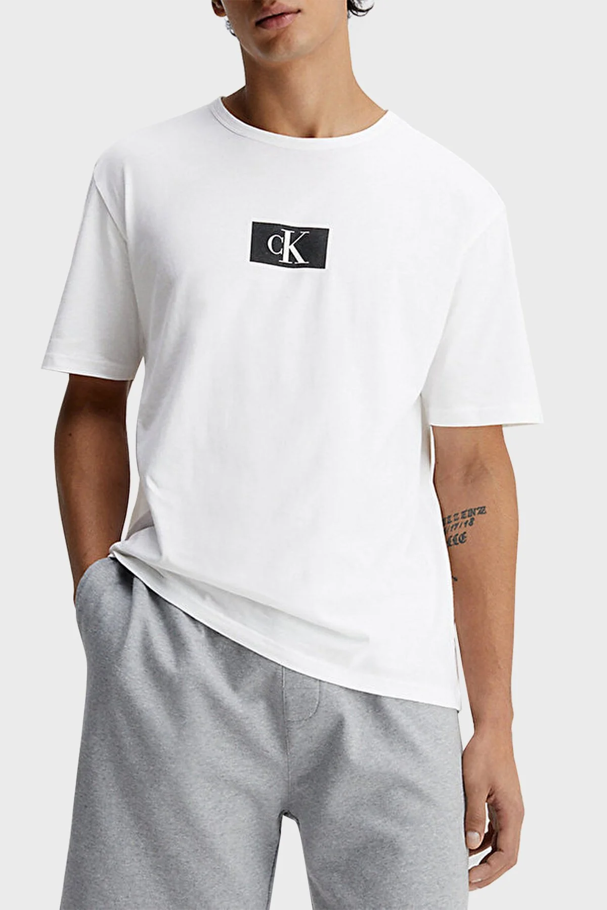 Calvin Klein % 100 Organik Pamuk Regular Fit 000NM2399E100 Erkek T Shirt 000NM2399E 100 BEYAZ - 1