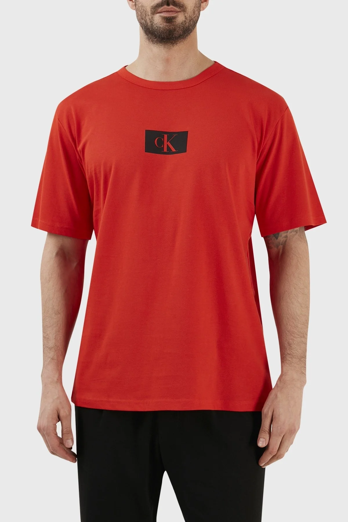 Calvin Klein % 100 Organik Pamuk Regular Fit 000NM2399EXNZ Erkek T Shirt 000NM2399E XNZ KIRMIZI - 1