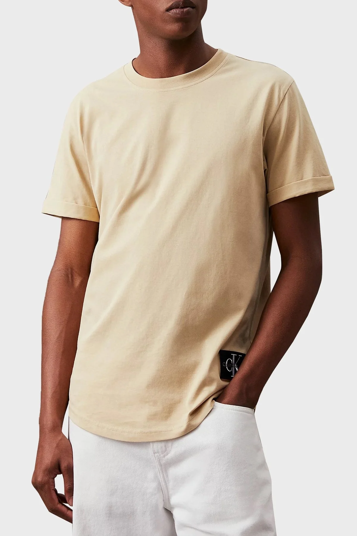 Calvin Klein % 100 Pamuk Bisiklet Yaka Regular Fit J30J323482RAE Erkek T Shirt J30J323482 RAE AÇIK HAKİ - 1