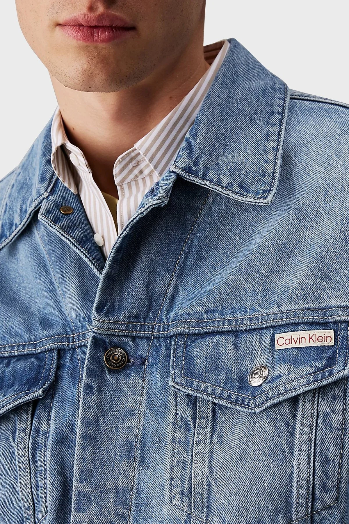Calvin Klein % 100 Pamuk Comfort Fit Uzun Kollu LV04RB794GUBE Erkek Kot Ceket LV04RB794G UBE MAVİ - 4