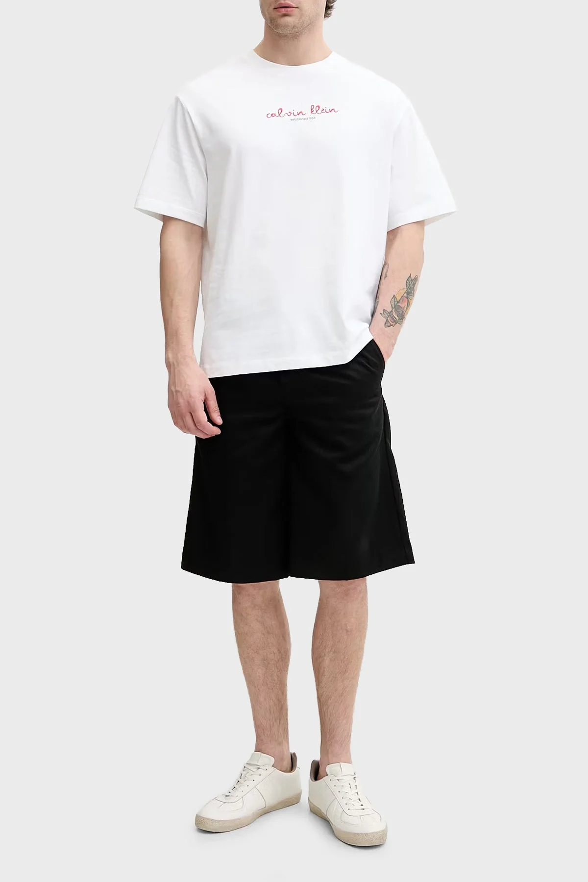 Calvin Klein % 100 Pamuk Logolu Grafik Baskılı Bisiklet Yaka LV04RG816GYAF Erkek T Shirt LV04RG816G YAF BEYAZ - 1