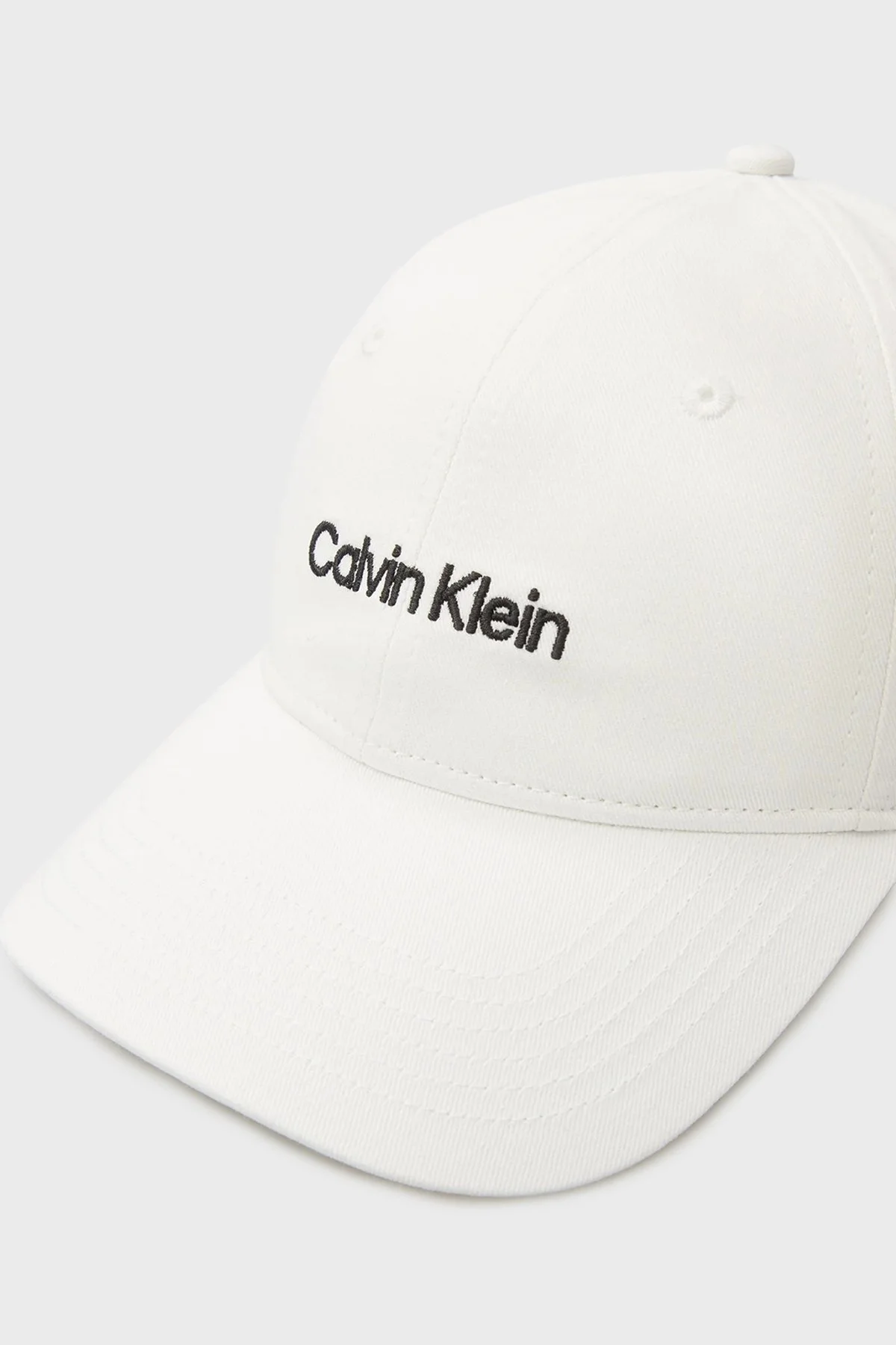Calvin Klein % 100 Pamuk Logolu LV04F5003GYAF Bayan Şapka LV04F5003G YAF BEYAZ - 3