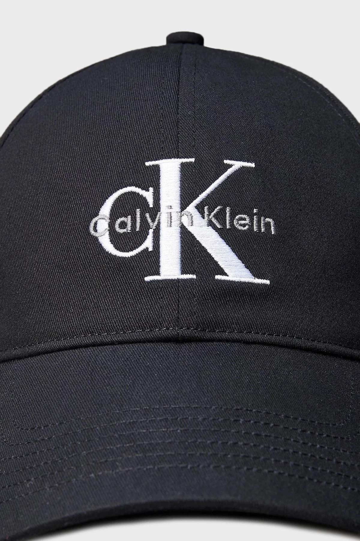 Calvin Klein % 100 Pamuk Logolu LV04K5026GUB1 Bayan Şapka LV04K5026G UB1 SİYAH - 4