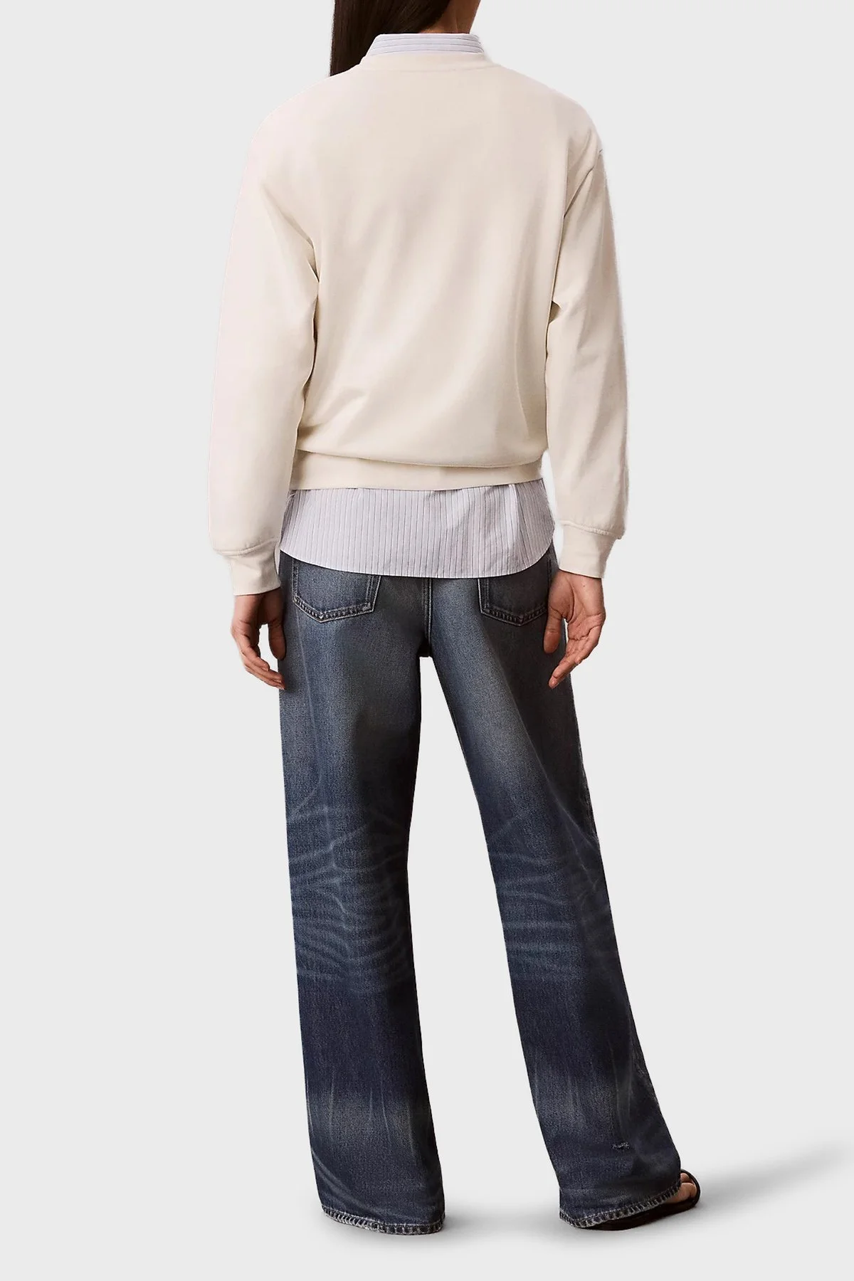 Calvin Klein % 100 Pamuk Logolu Regular Fit Bisiklet Yaka LV047G820GYAS Kadın Sweat LV047G820G YAS KREM - 3
