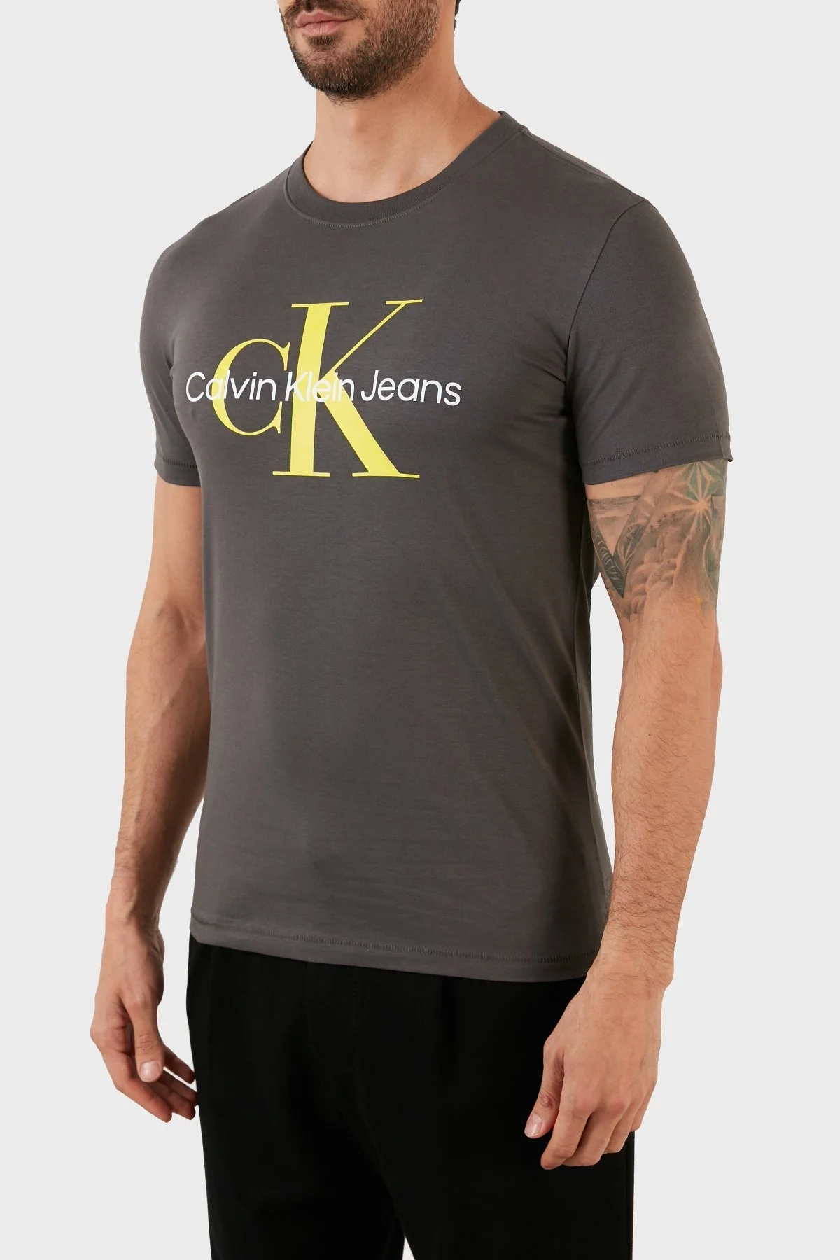 Calvin Klein % 100 Pamuk Logolu Slim Fit Bisiklet Yaka Erkek T Shirt J30J320806 PRC FÜME - 2