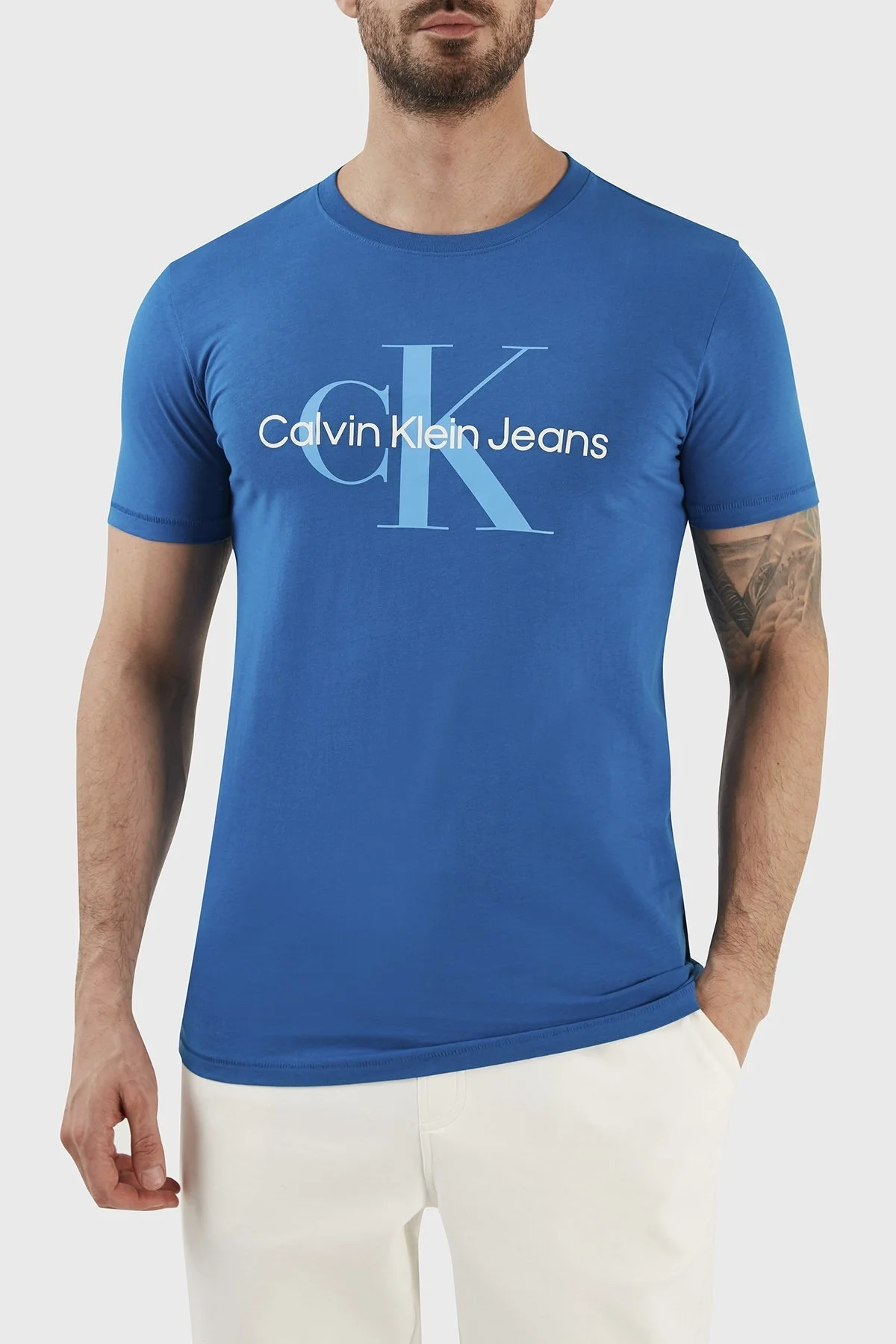 Calvin Klein % 100 Pamuk Logolu Slim Fit Bisiklet Yaka J30J320806C3B Erkek T Shirt J30J320806 C3B LACİVERT - 1