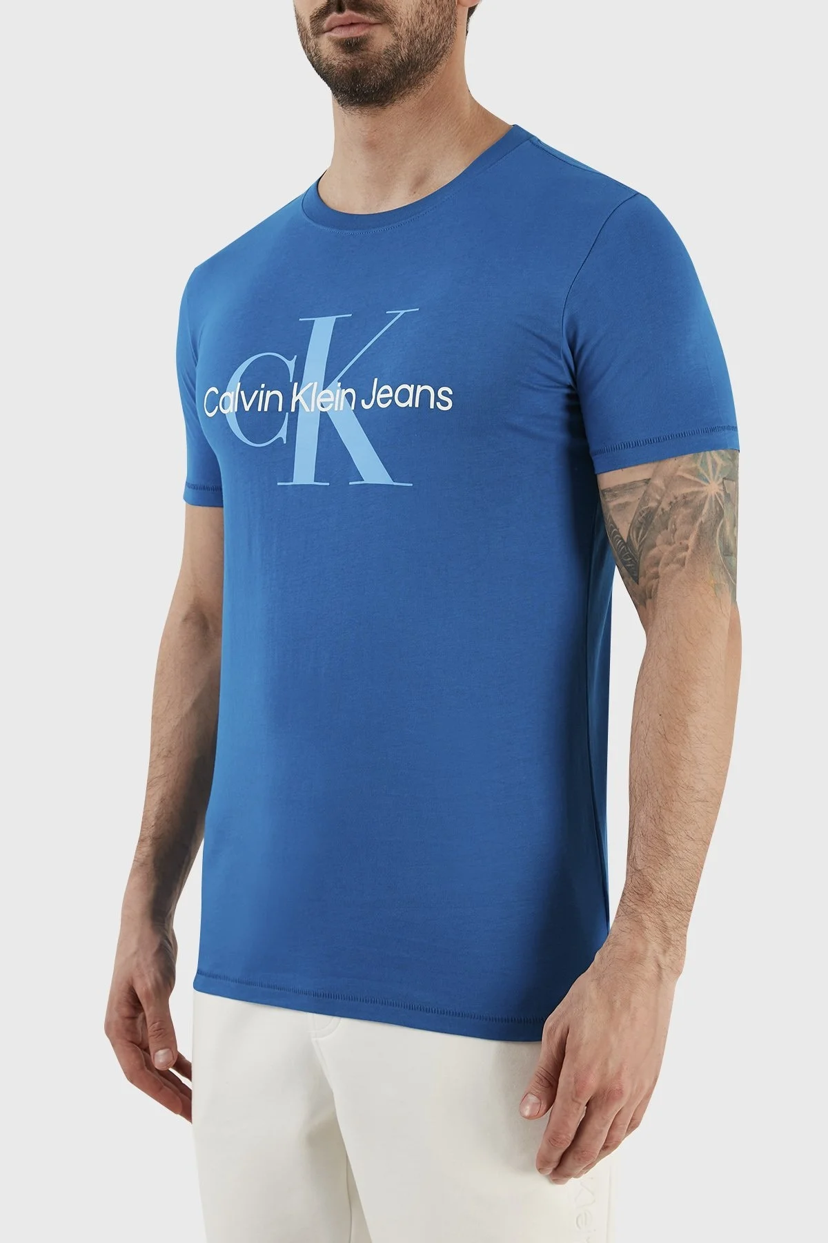 Calvin Klein % 100 Pamuk Logolu Slim Fit Bisiklet Yaka J30J320806C3B Erkek T Shirt J30J320806 C3B LACİVERT - 2