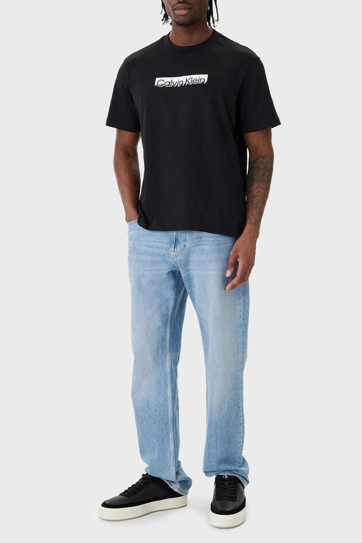 Calvin Klein % 100 Pamuk Logolu Slim Fit Bisiklet Yaka LV04LF812G UB1 Erkek T Shirt LV04LF812G UB1 SİYAH - 2