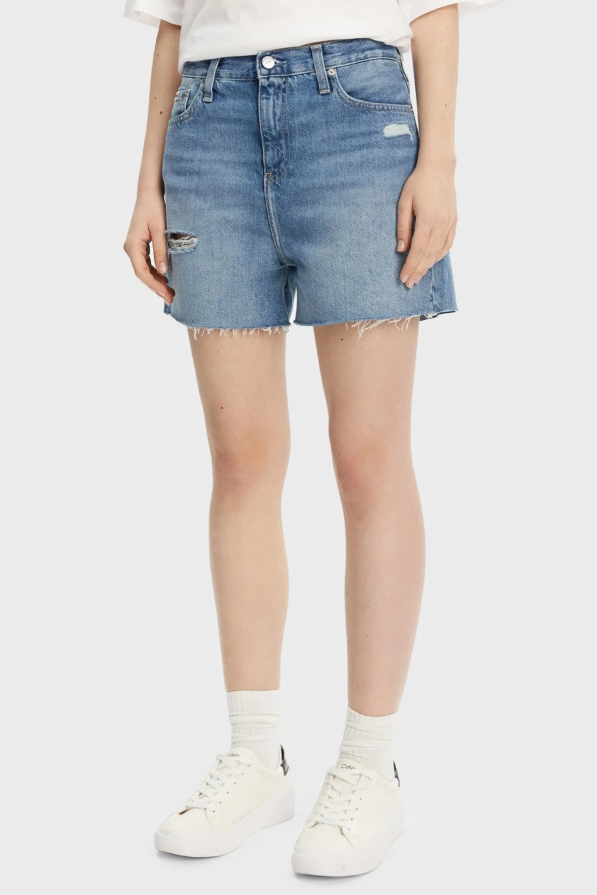 Calvin Klein % 100 Pamuk Mom Fit Kot J20J2251591AA Bayan Short J20J225159 1AA MAVİ - 8