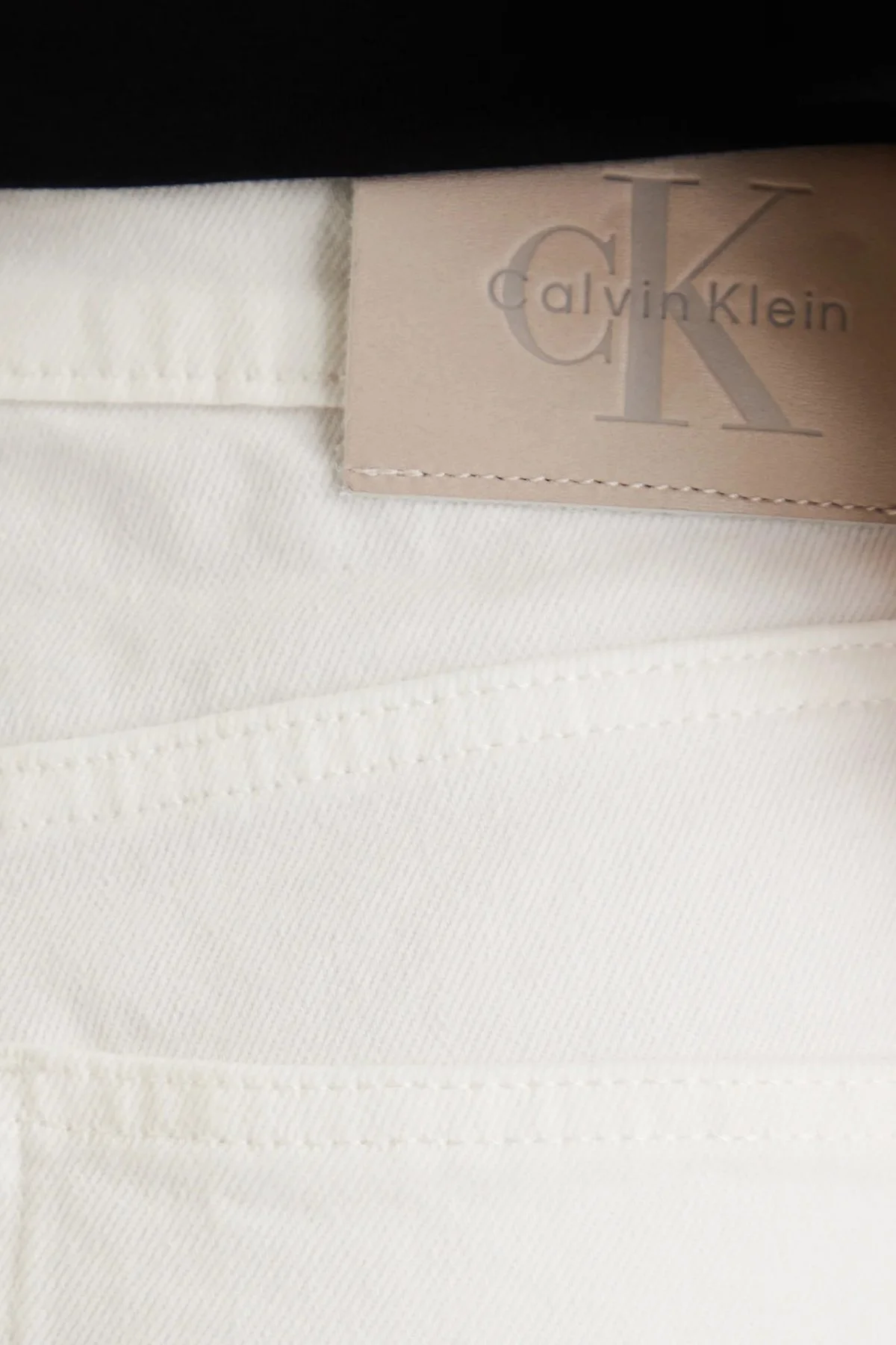 Calvin Klein % 100 Pamuk Mom Fit Yüksek Bel Jeans LV047F703GASN Bayan Kot Pantolon LV047F703G ASN BEYAZ - 5