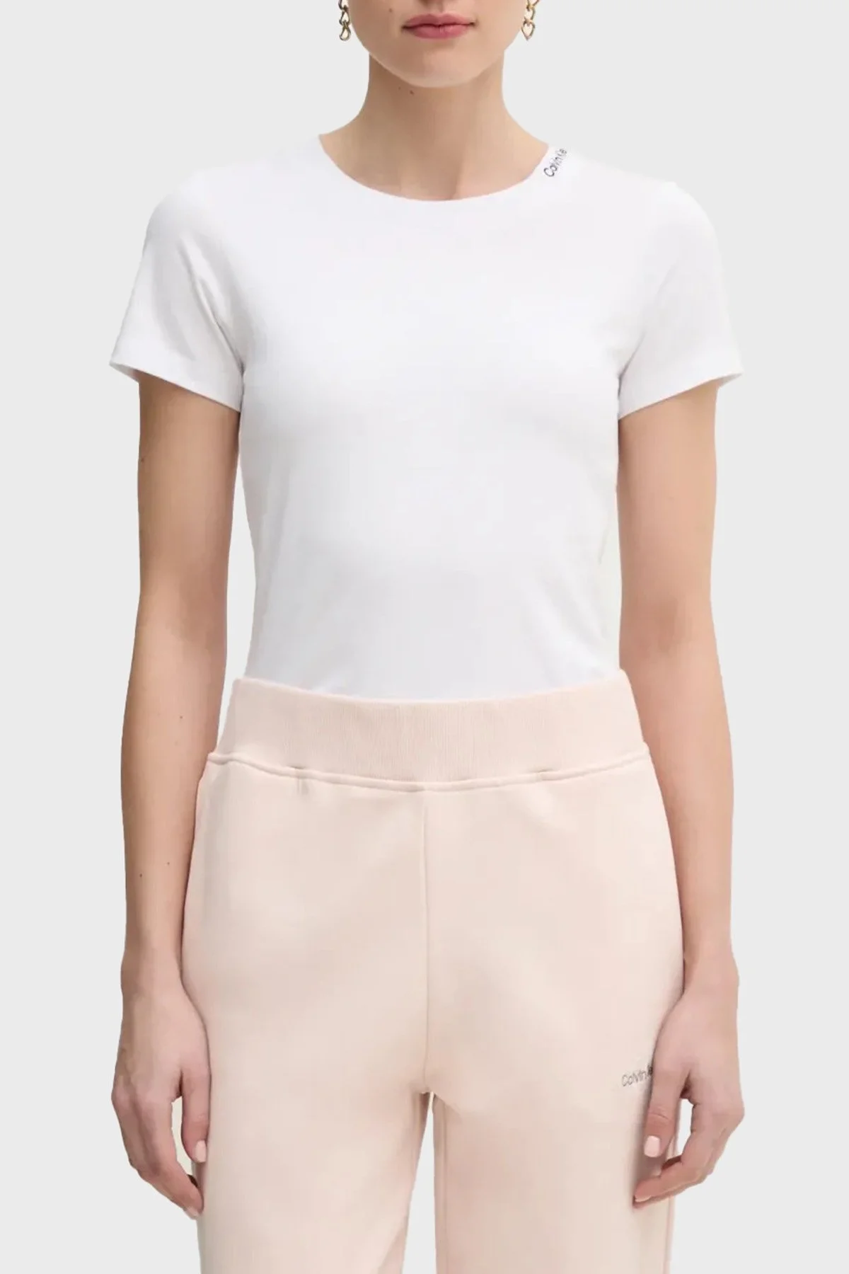 Calvin Klein % 100 Pamuk Regular Fit Bisiklet Yaka J20J225540YAA Bayan T Shirt J20J225540 YAA BEYAZ - 5