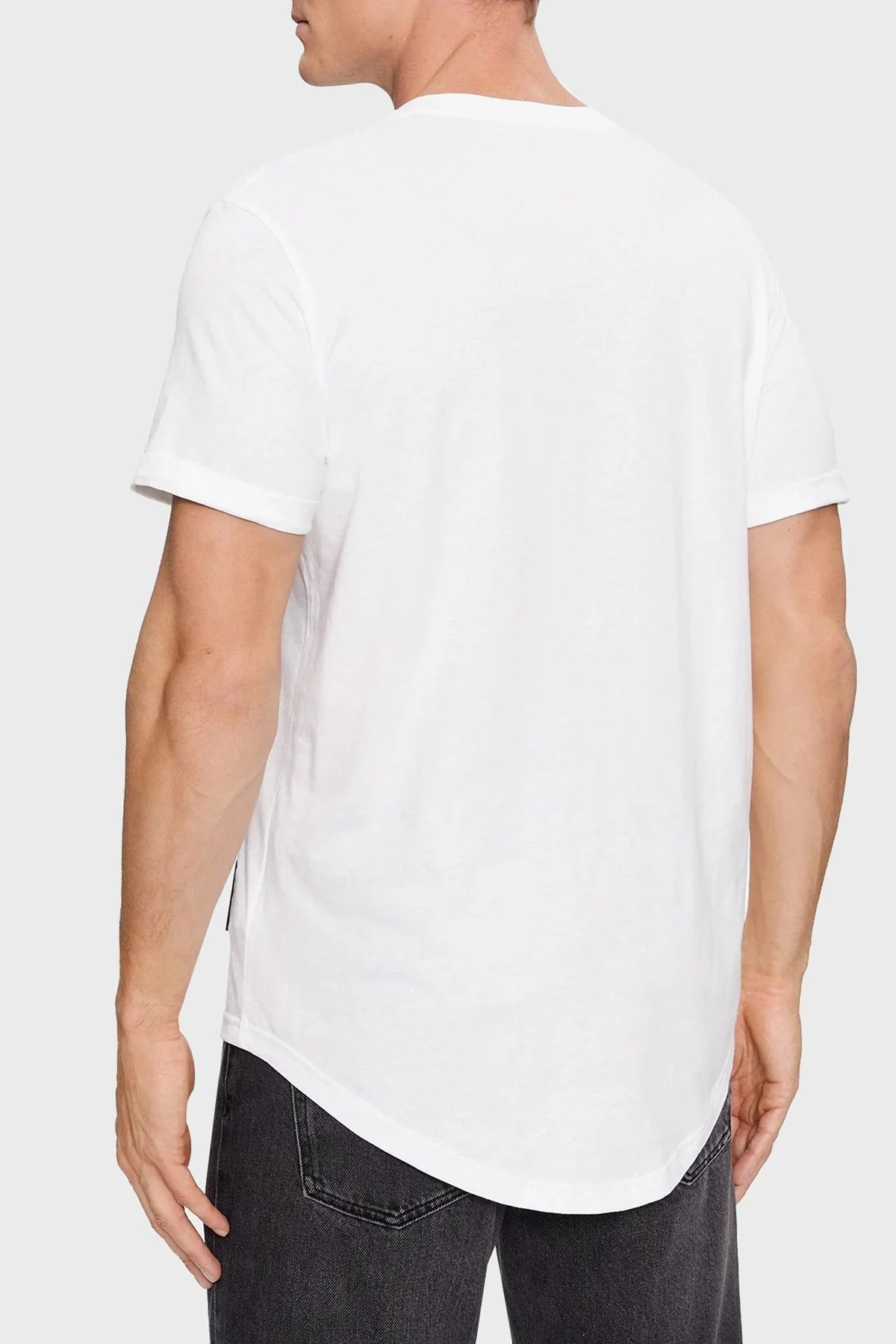 Calvin Klein % 100 Pamuk Regular Fit Bisiklet Yaka J30J323482YAF Erkek T Shirt J30J323482 YAF BEYAZ - 8