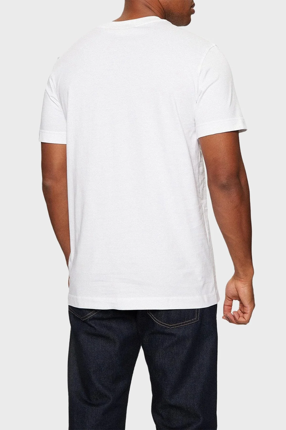 Calvin Klein % 100 Pamuk Regular Fit Bisiklet Yaka J30J327100YAF Erkek T Shirt J30J327100 YAF BEYAZ - 2