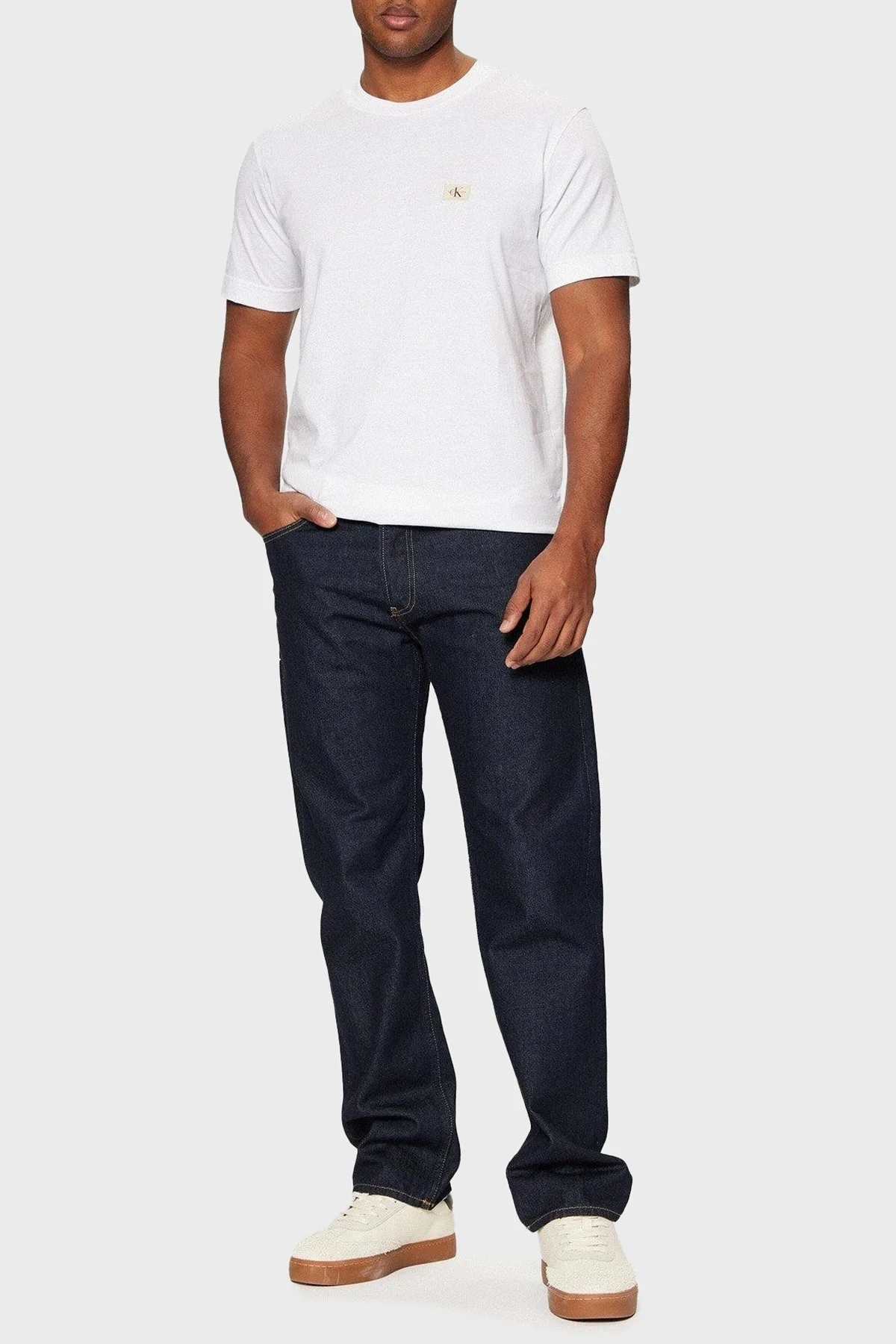 Calvin Klein % 100 Pamuk Regular Fit Bisiklet Yaka J30J327100YAF Erkek T Shirt J30J327100 YAF BEYAZ - 3