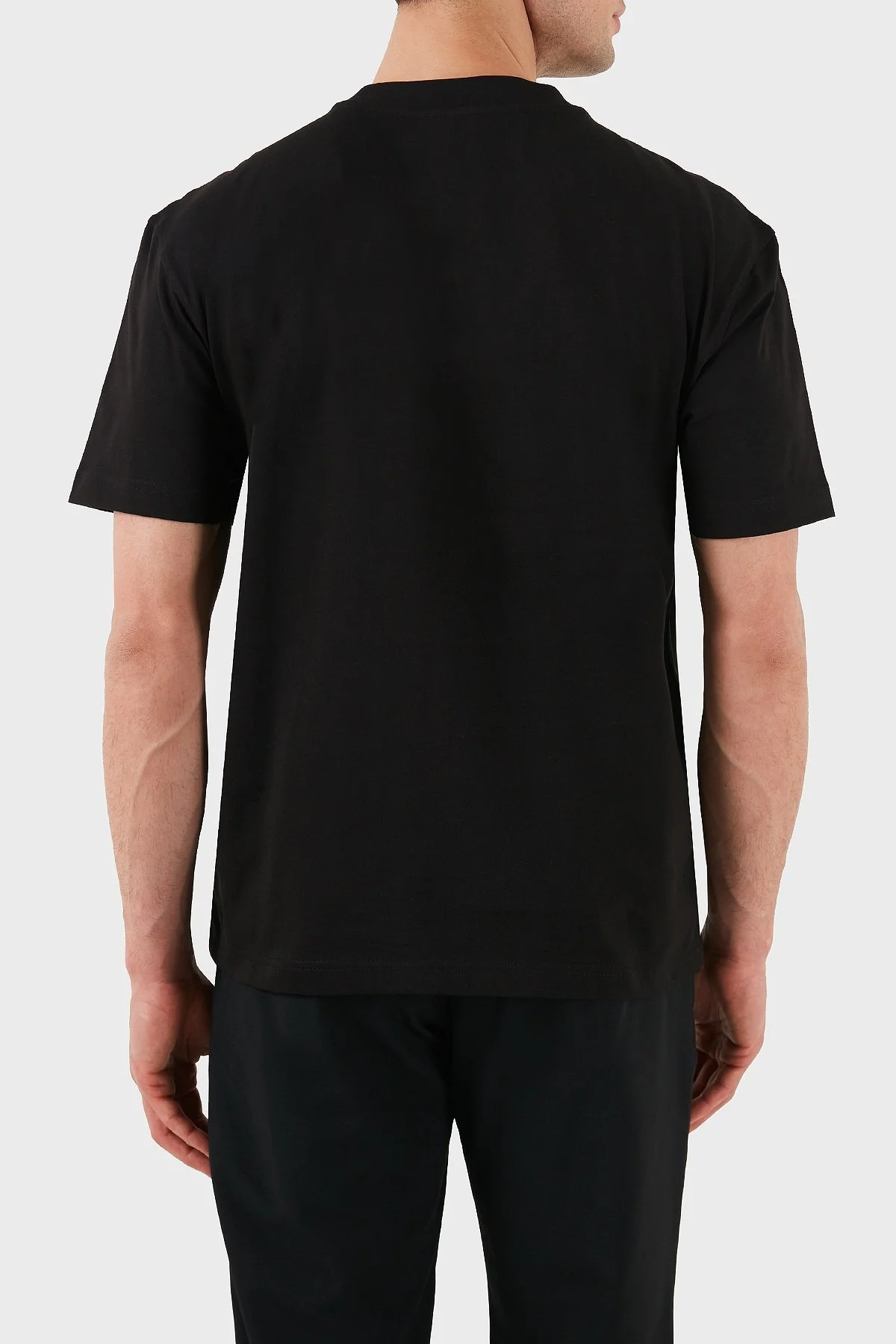 Calvin Klein % 100 Pamuk Regular Fit Bisiklet Yaka J30J327107BEH Erkek T Shirt J30J327107 BEH SİYAH - 8
