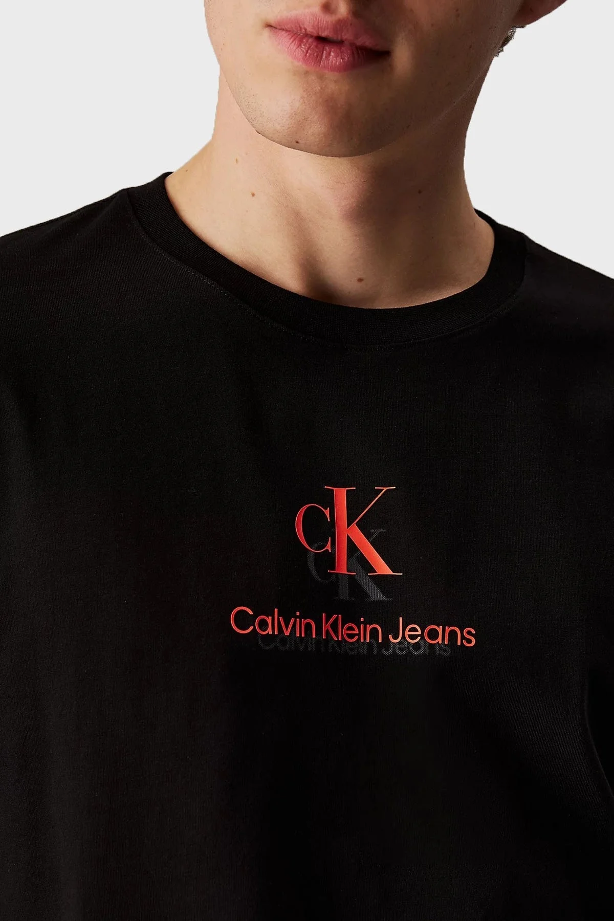 Calvin Klein % 100 Pamuk Regular Fit Bisiklet Yaka J30J327469BEH Erkek T Shirt J30J327469 BEH SİYAH - 12