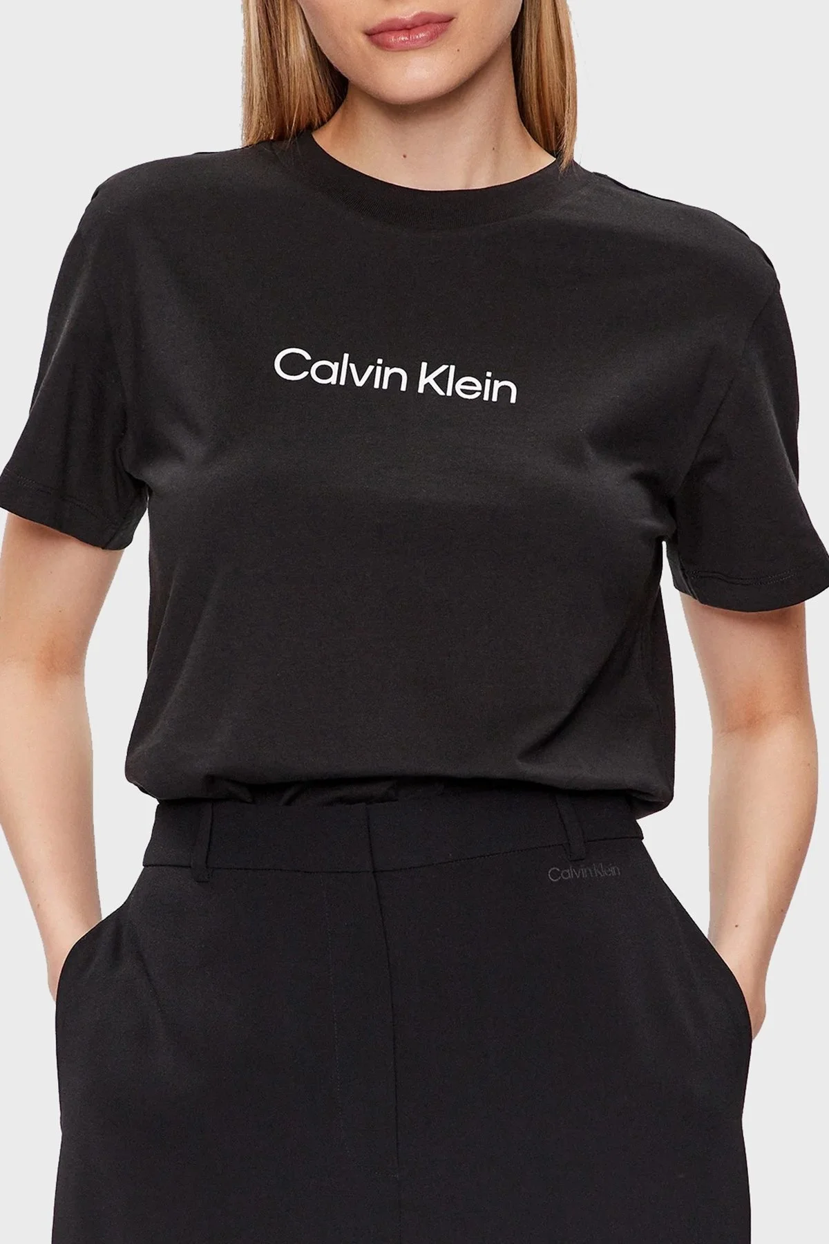 Calvin Klein % 100 Pamuk Regular Fit Bisiklet Yaka K20K205448BEH Bayan T Shirt K20K205448 BEH SİYAH - 6