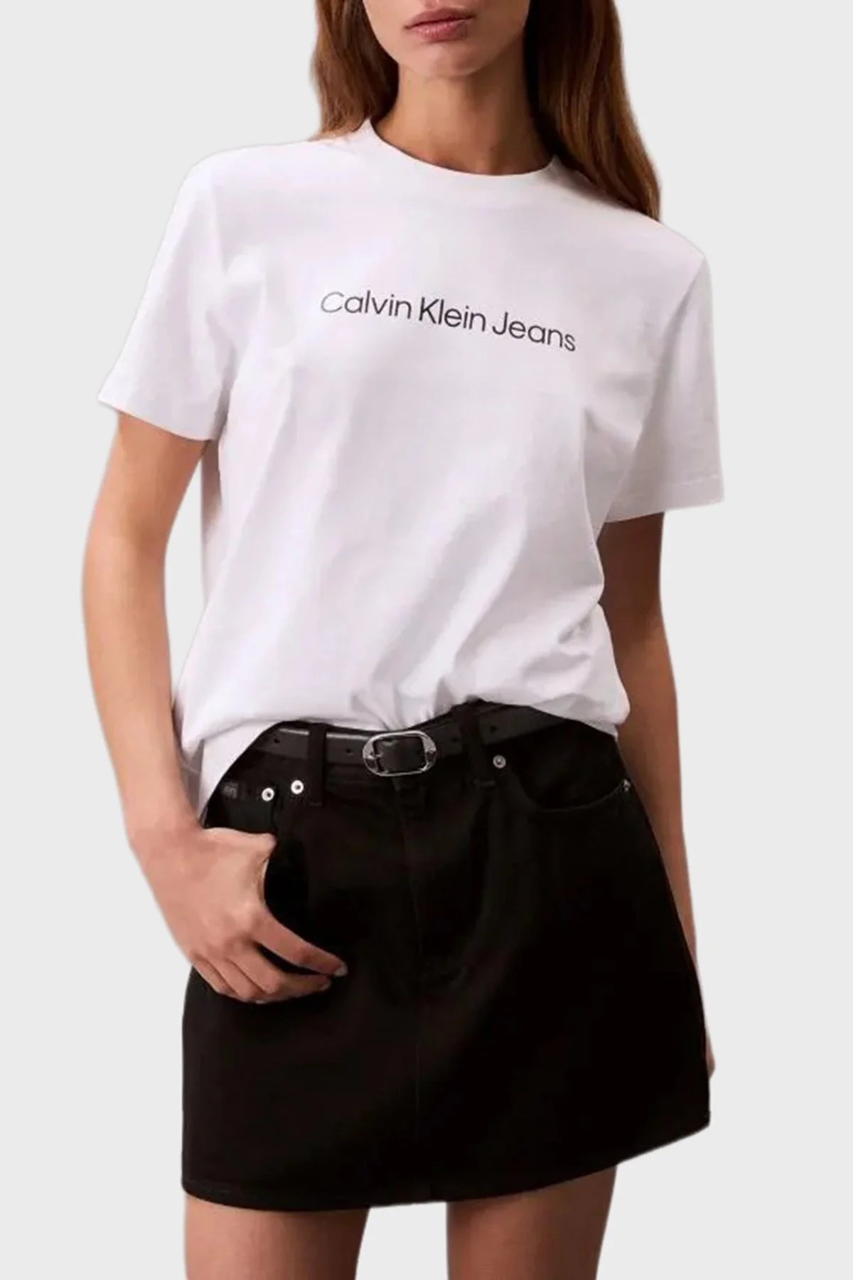 Calvin Klein % 100 Pamuk Regular Fit Bisiklet Yaka Logolu LV047C912GYAA Bayan T Shirt LV047C912G YAA BEYAZ - 1