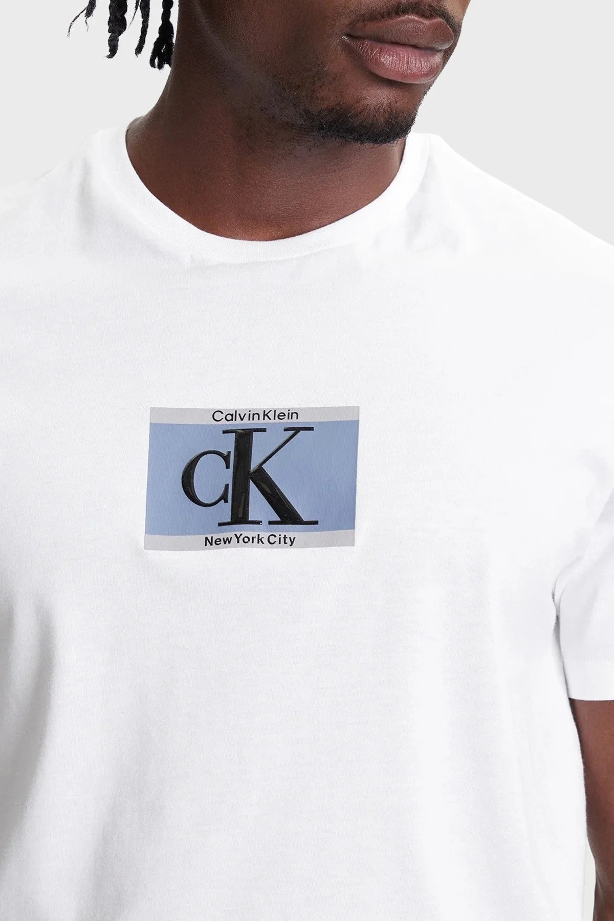 Calvin Klein % 100 Pamuk Regular Fit Bisiklet Yaka Logolu LV04RC854GYAF Erkek T Shirt LV04RC854G YAF BEYAZ - 9