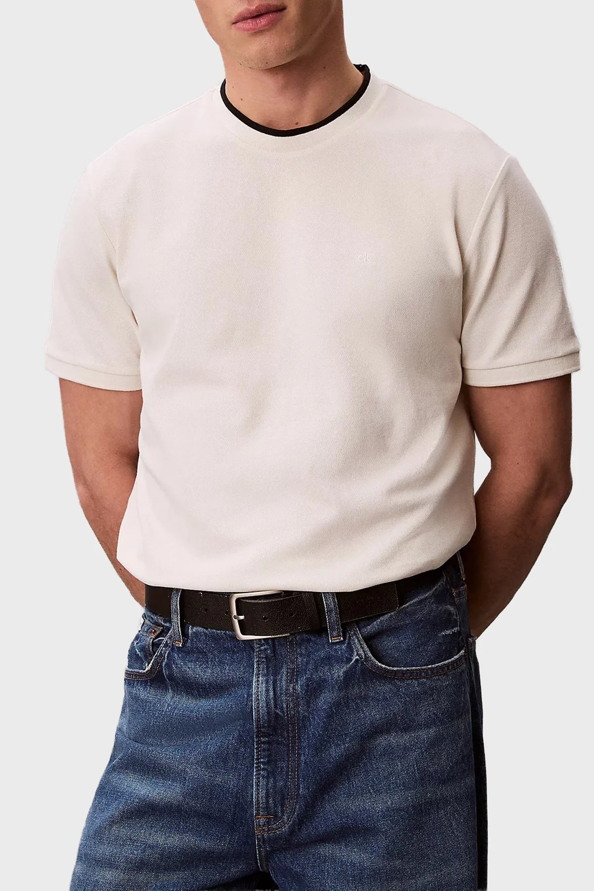 Calvin Klein % 100 Pamuk Regular Fit Bisiklet Yaka LV04LF215GYAS Erkek T Shirt LV04LF215G YAS KREM - 1
