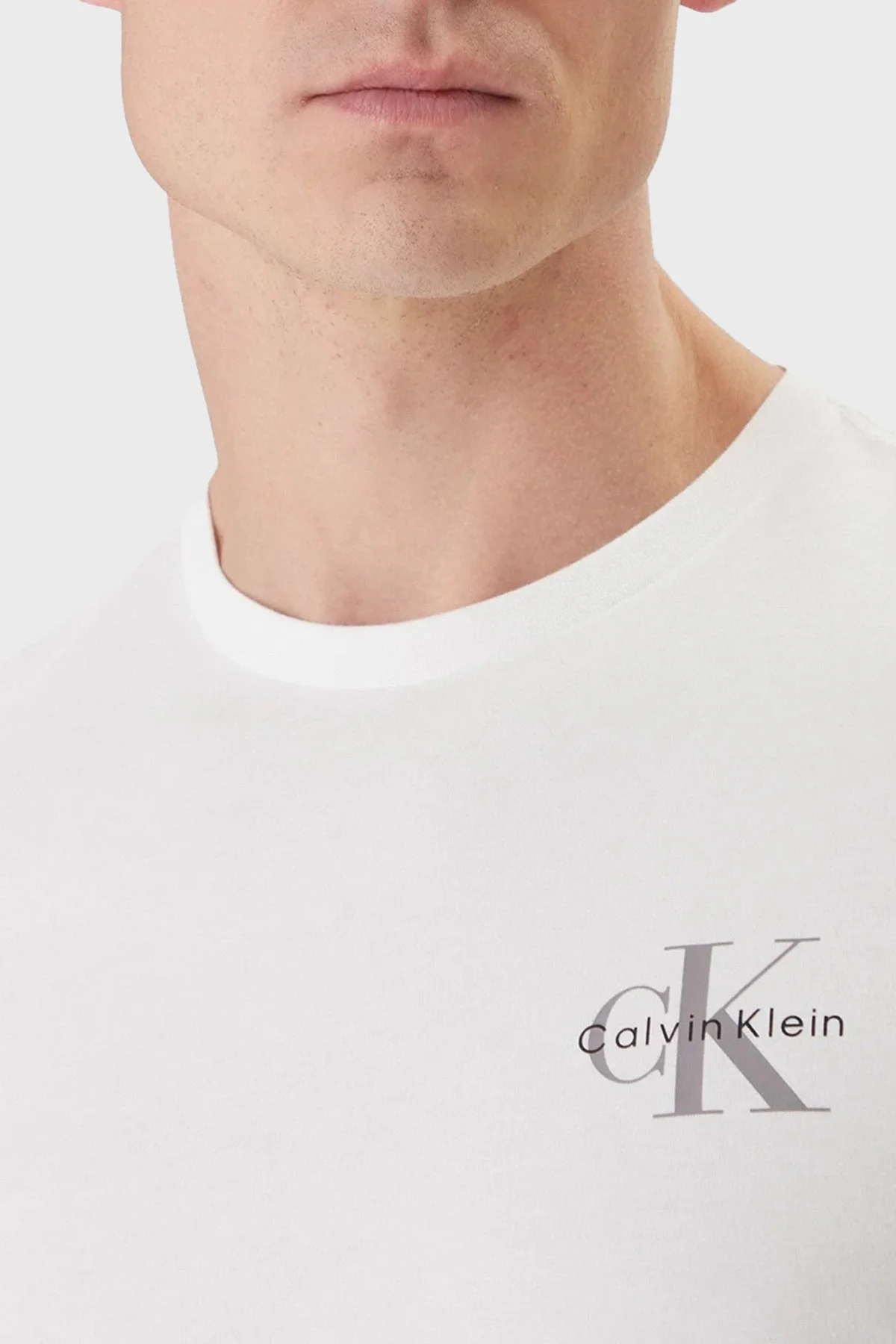 Calvin Klein % 100 Pamuk Regular Fit Bisiklet Yaka LV04RF278GYAF Erkek T Shirt LV04RF278G YAF BEYAZ - 4