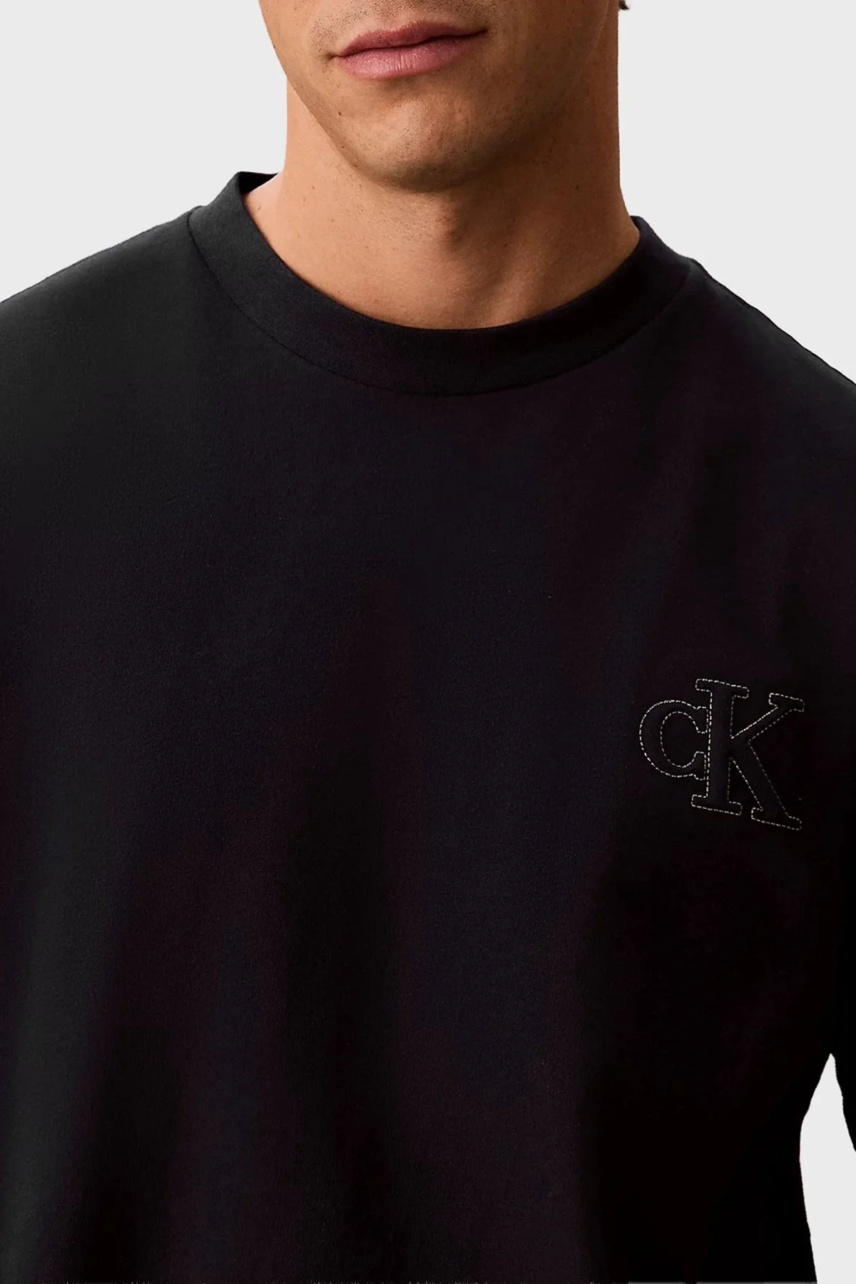 Calvin Klein % 100 Pamuk Regular Fit Bisiklet Yaka LV04RG220GUB1 Erkek T Shirt LV04RG220G UB1 Siyah - 3