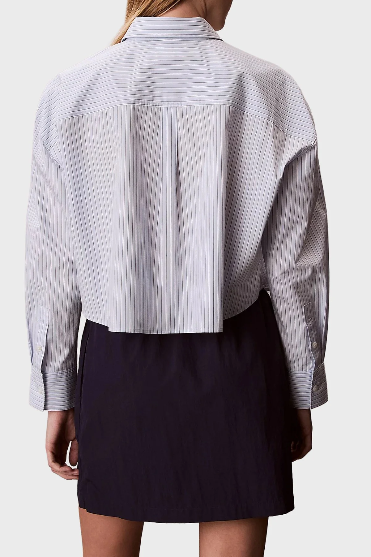 Calvin Klein % 100 Pamuk Regular Fit Çizgili Uzun Kollu LV047F105GC1O Bayan Gömlek LV047F105G C1O MAVİ - 3