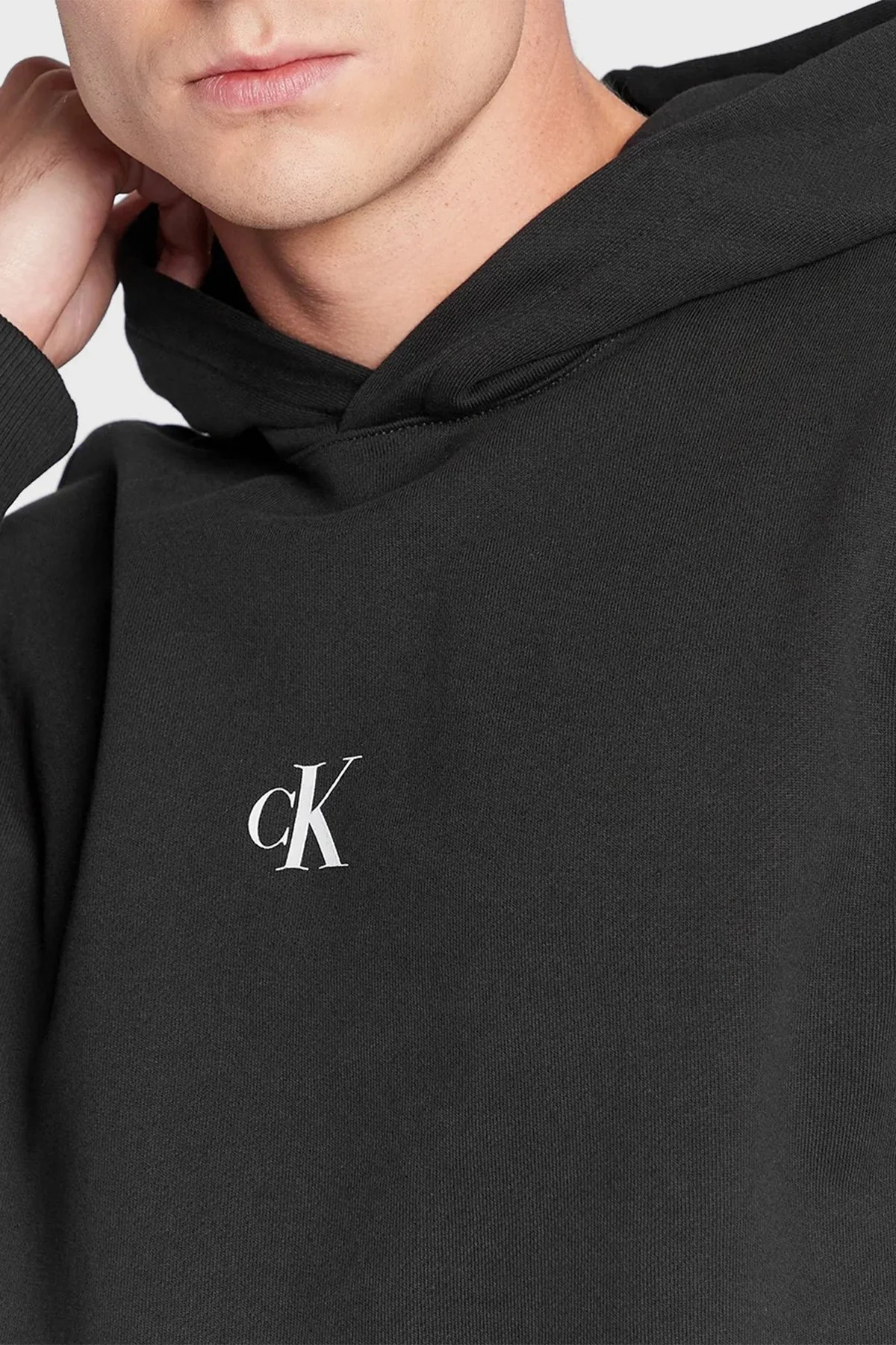 Calvin Klein % 100 Pamuk Regular Fit Kanguru Cepli Kapüşonlu Erkek Sweat J30J321882 BEH SİYAH - 4