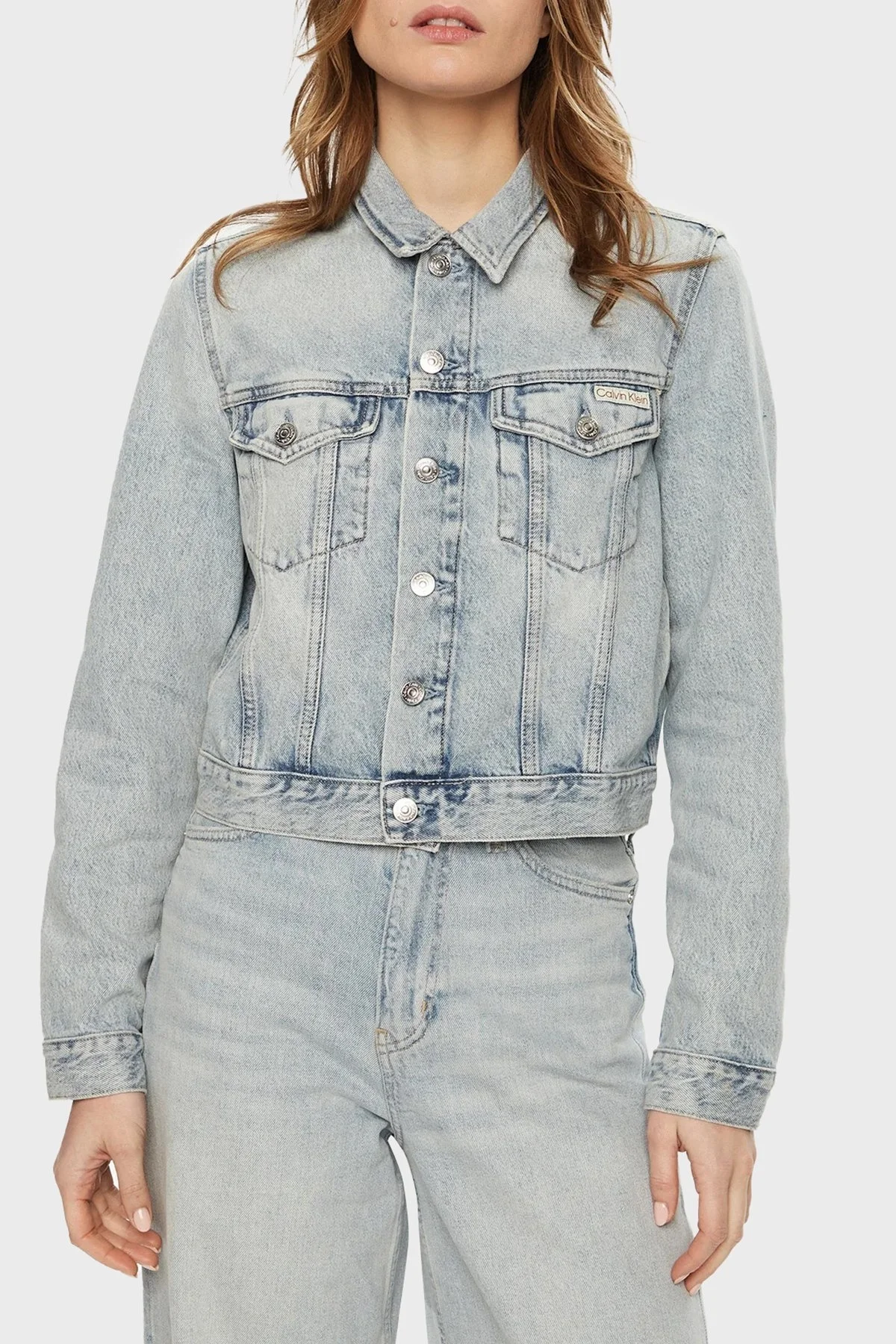 Calvin Klein % 100 Pamuk Regular Fit Kısa J20J2245441AA Bayan Kot Ceket J20J224544 1AA AÇIK MAVİ - 6