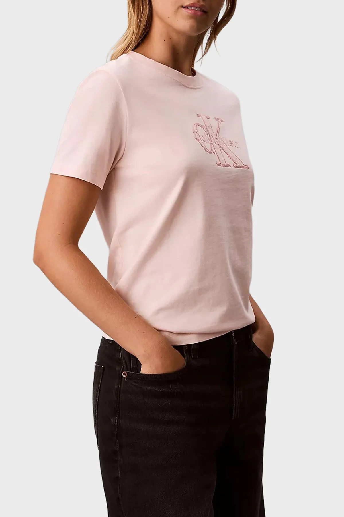 Calvin Klein % 100 Pamuk Regular Fit Logolu Kadın T Shirt LV047G829G VG3 PUDRA - 4