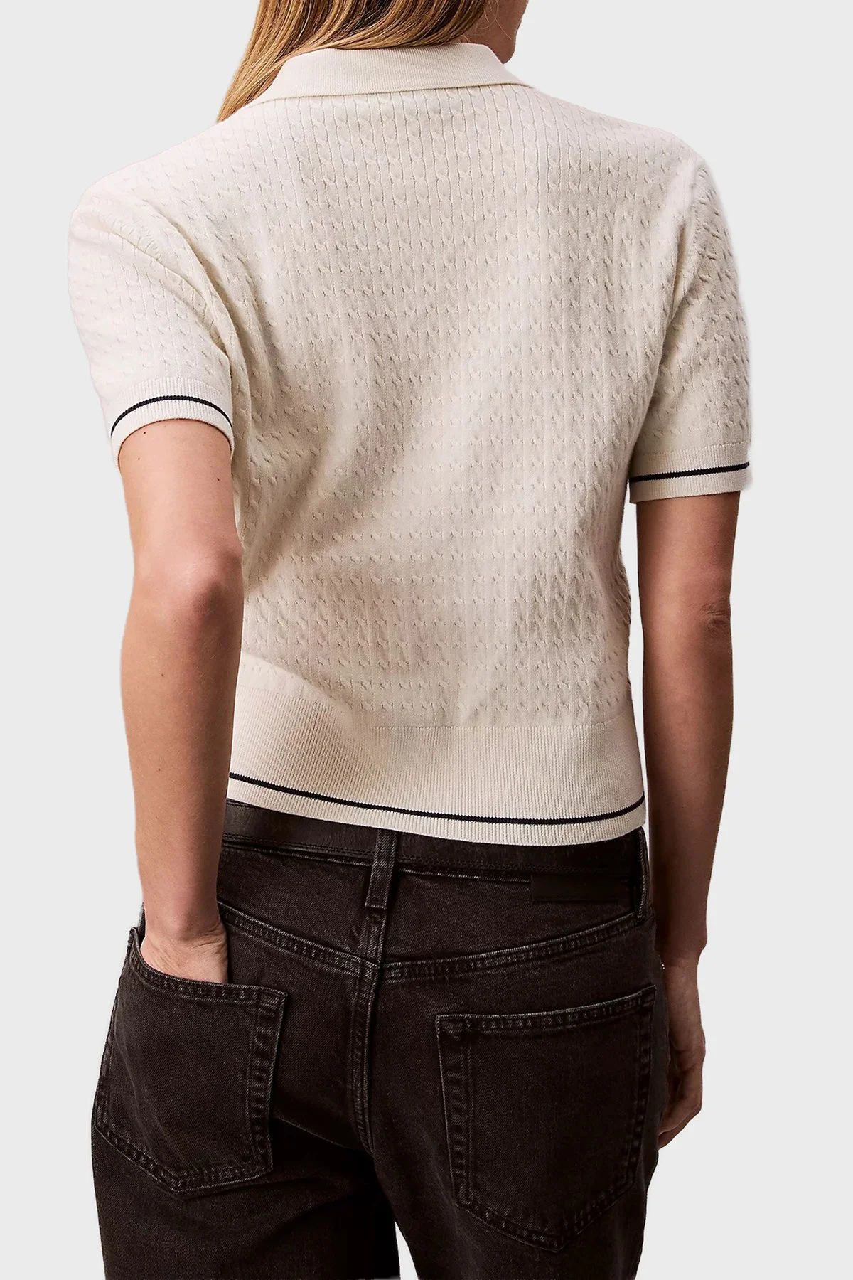 Calvin Klein % 100 Pamuk Regular Fit Logolu Örme Düğmeli Bayan Polo LV047F320G YAS BEYAZ - 3