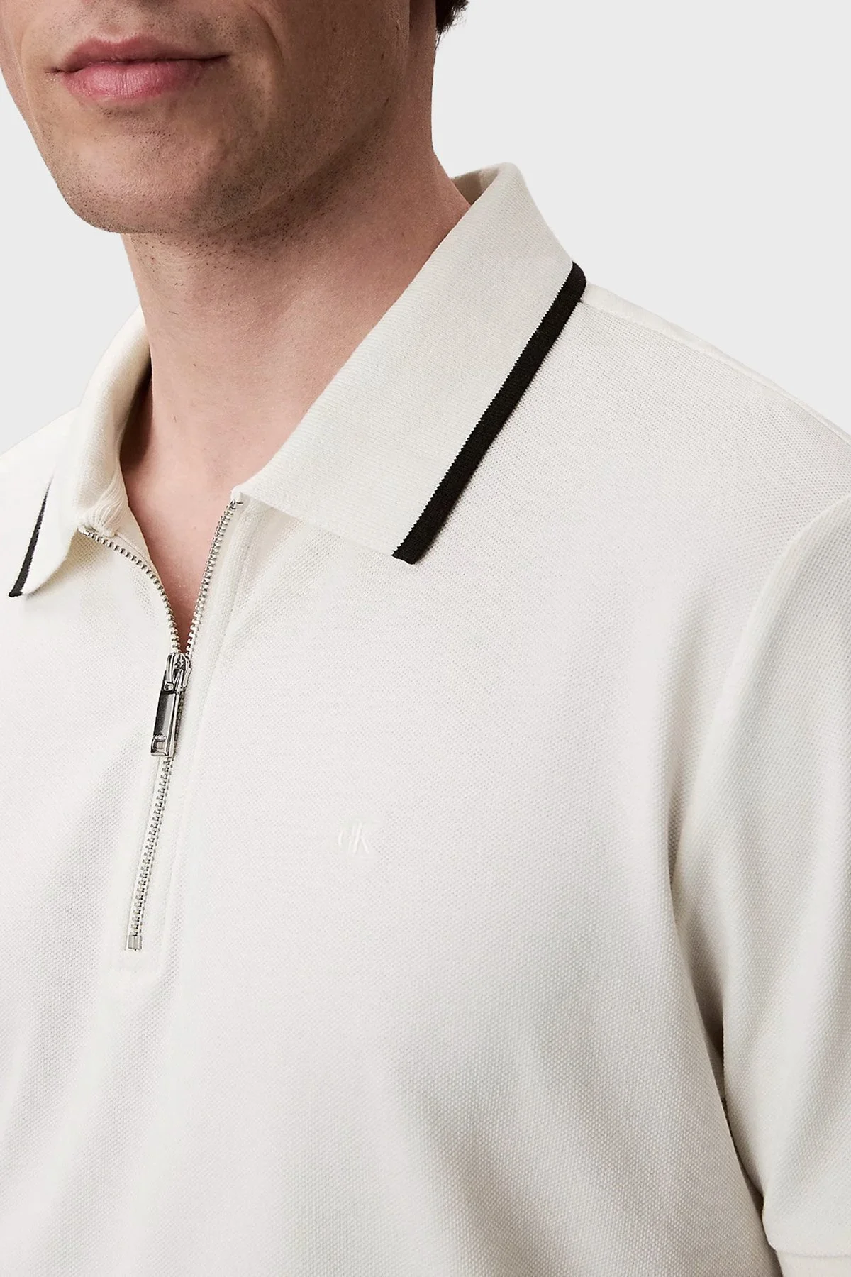 Calvin Klein % 100 Pamuk Regular Fit Yarım Fermuarlı LV04LF214GYAS Erkek Polo LV04LF214G YAS KREM - 4