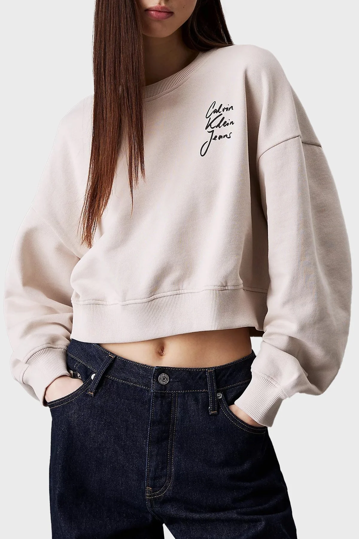 Calvin Klein % 100 Pamuk Relaxed Fit Bisiklet Yaka Crop J20J224743PDH Bayan Sweat J20J224743 PDH AÇIK GRİ - 5