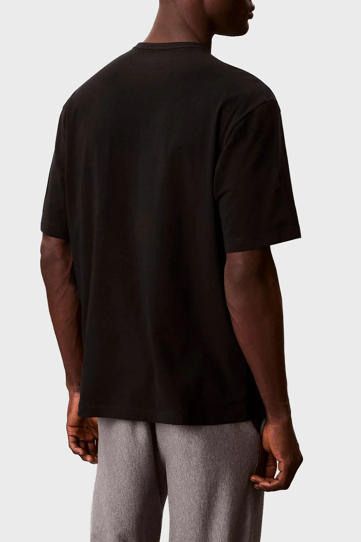 Calvin Klein % 100 Pamuk Relaxed Fit Bisiklet Yaka LV00NM2972UB1 Erkek T Shirt LV00NM2972 UB1 SİYAH - 2