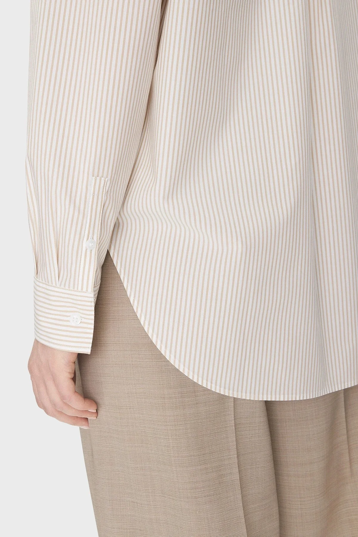 Calvin Klein % 100 Pamuk Relaxed Fit Cepli Çizgili J20J224436YAA Bayan Gömlek J20J224436 YAA BEYAZ-BEJ - 10