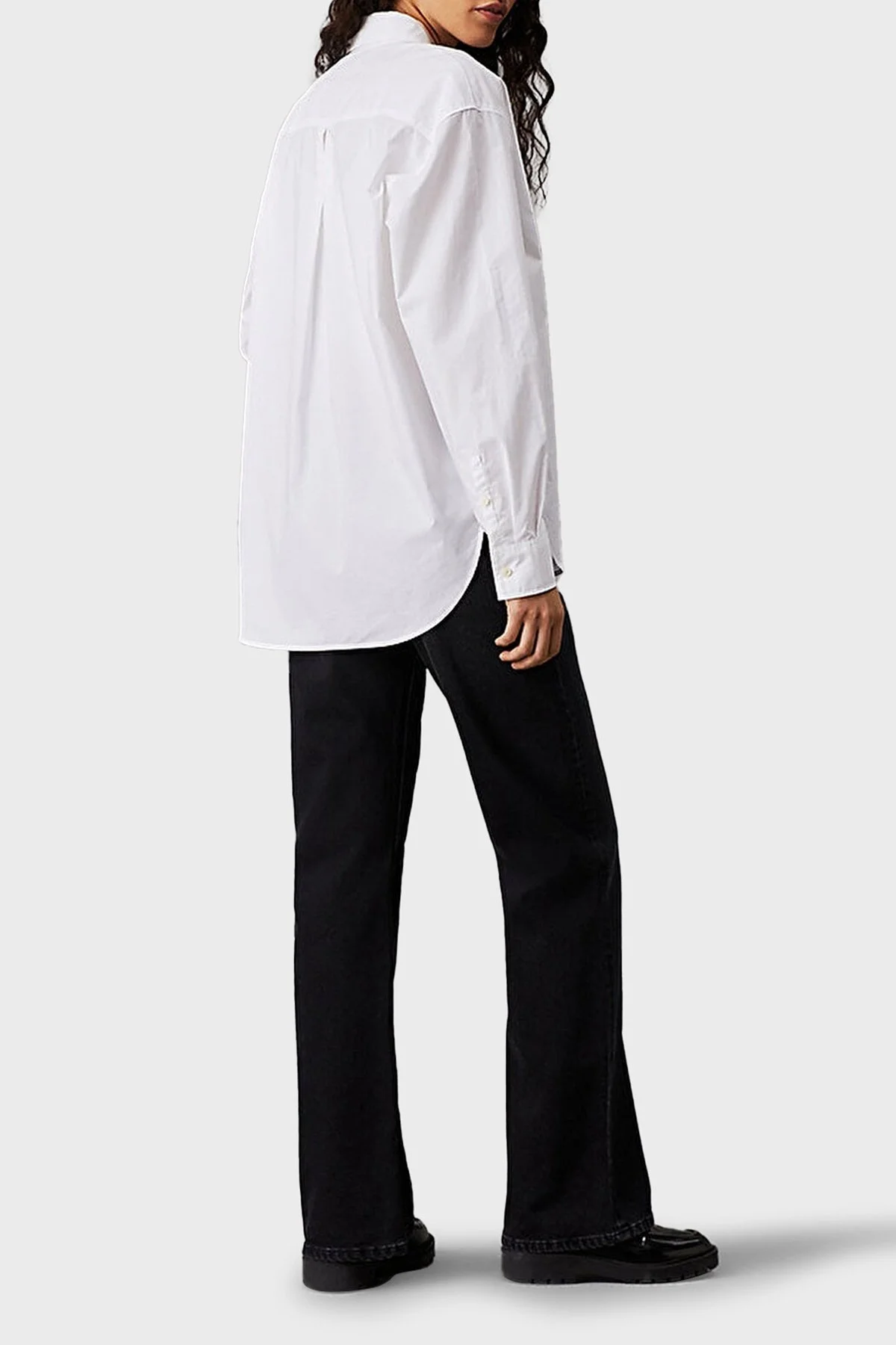 Calvin Klein % 100 Pamuk Relaxed Fit J20J224436YAF Bayan Gömlek J20J224436 YAF BEYAZ - 7