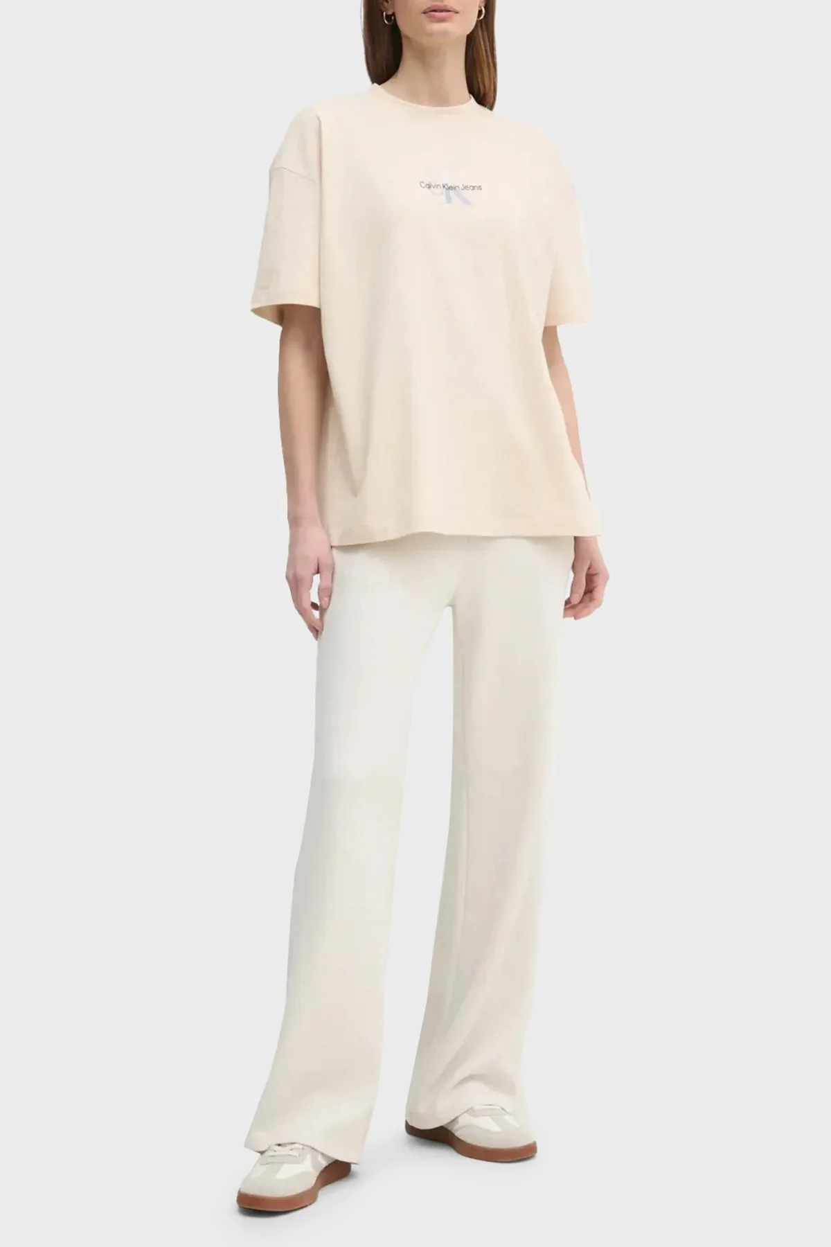 Calvin Klein % 100 Pamuk Relaxed Fit Logolu J20J225521AEA Bayan T Shirt J20J225521 AEA BEJ - 7