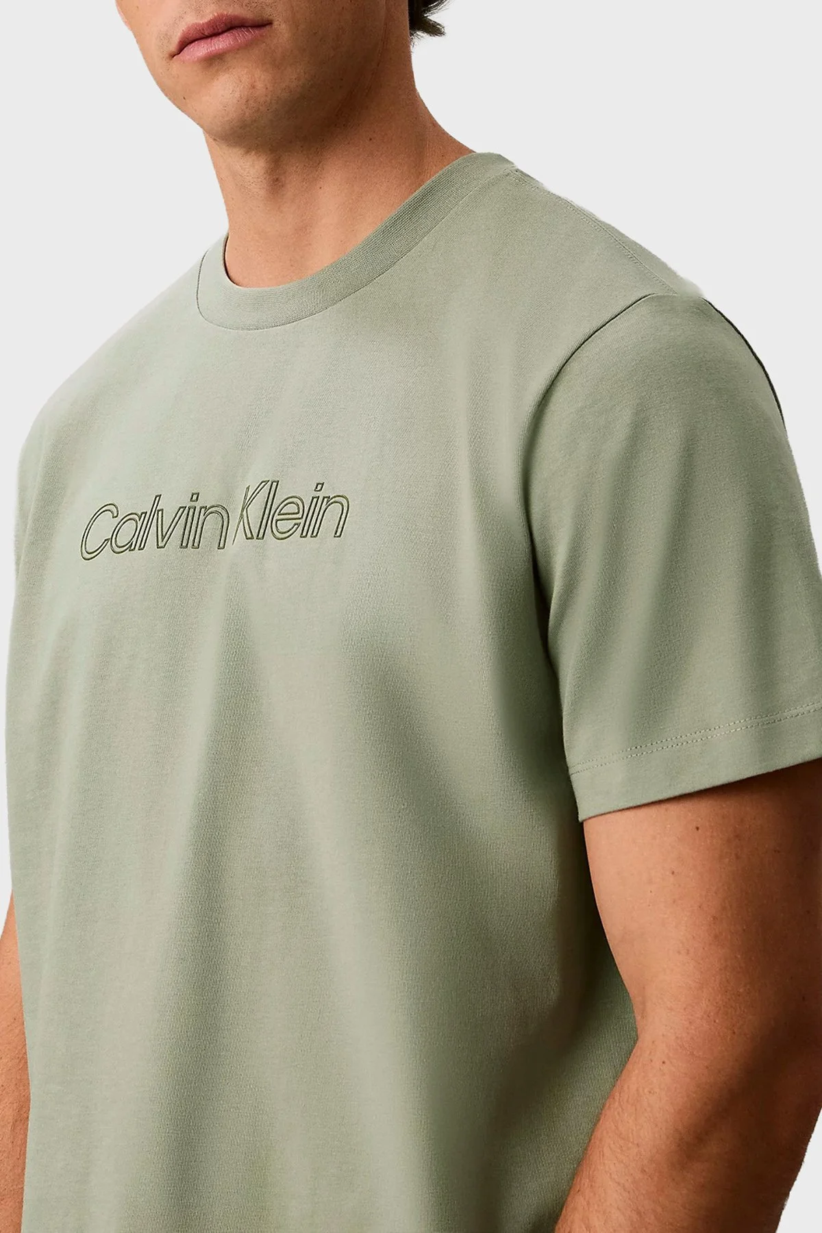 Calvin Klein % 100 Pamuk Relaxed Fit Logolu LV04LG812GPEZ Erkek T Shirt LV04LG812G PEZ HAKİ - 4