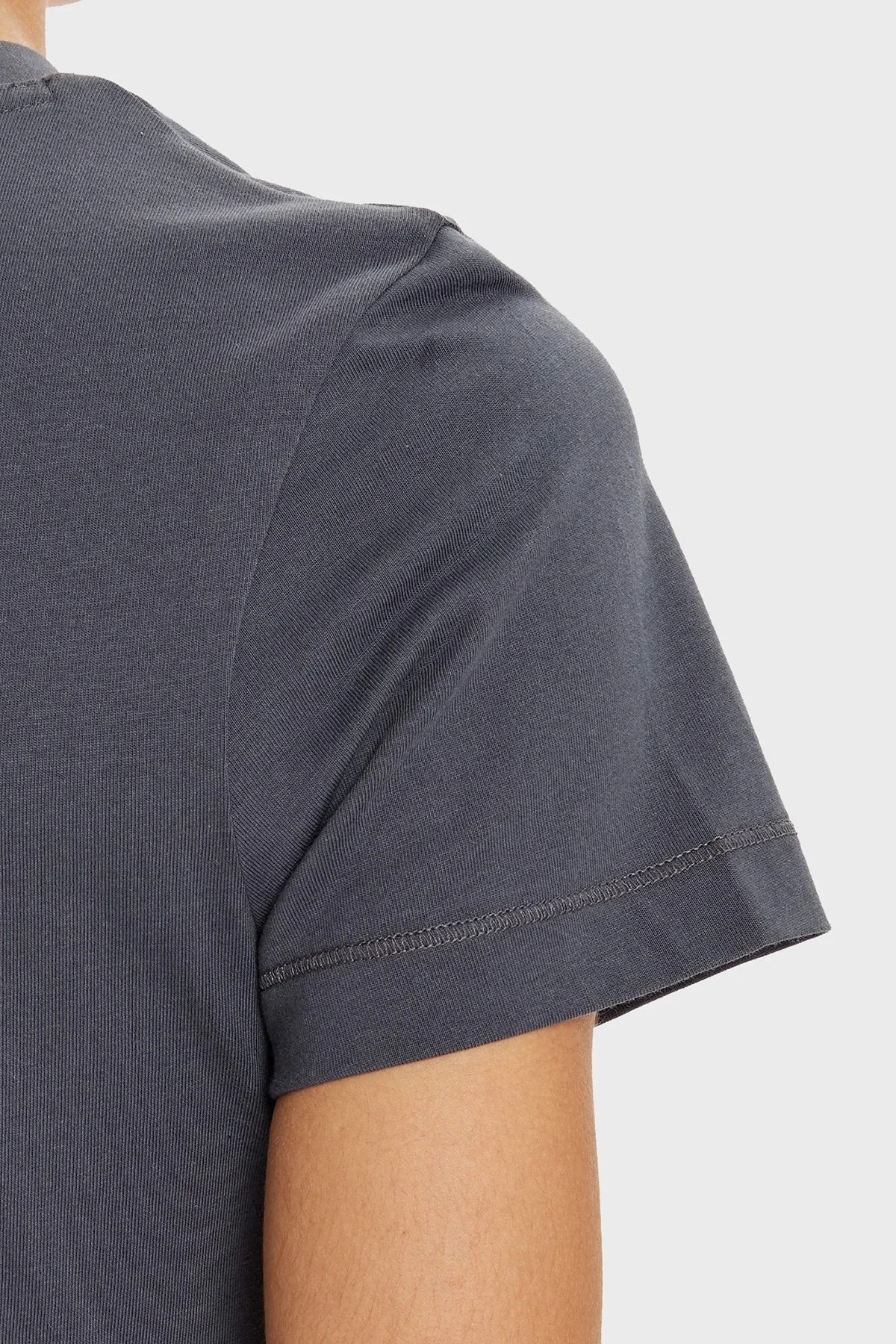 Calvin Klein % 100 Pamuk Slim Fit Bisiklet Yaka J20J223563BAN Bayan T Shirt J20J223563 BAN ANTRASİT - 5