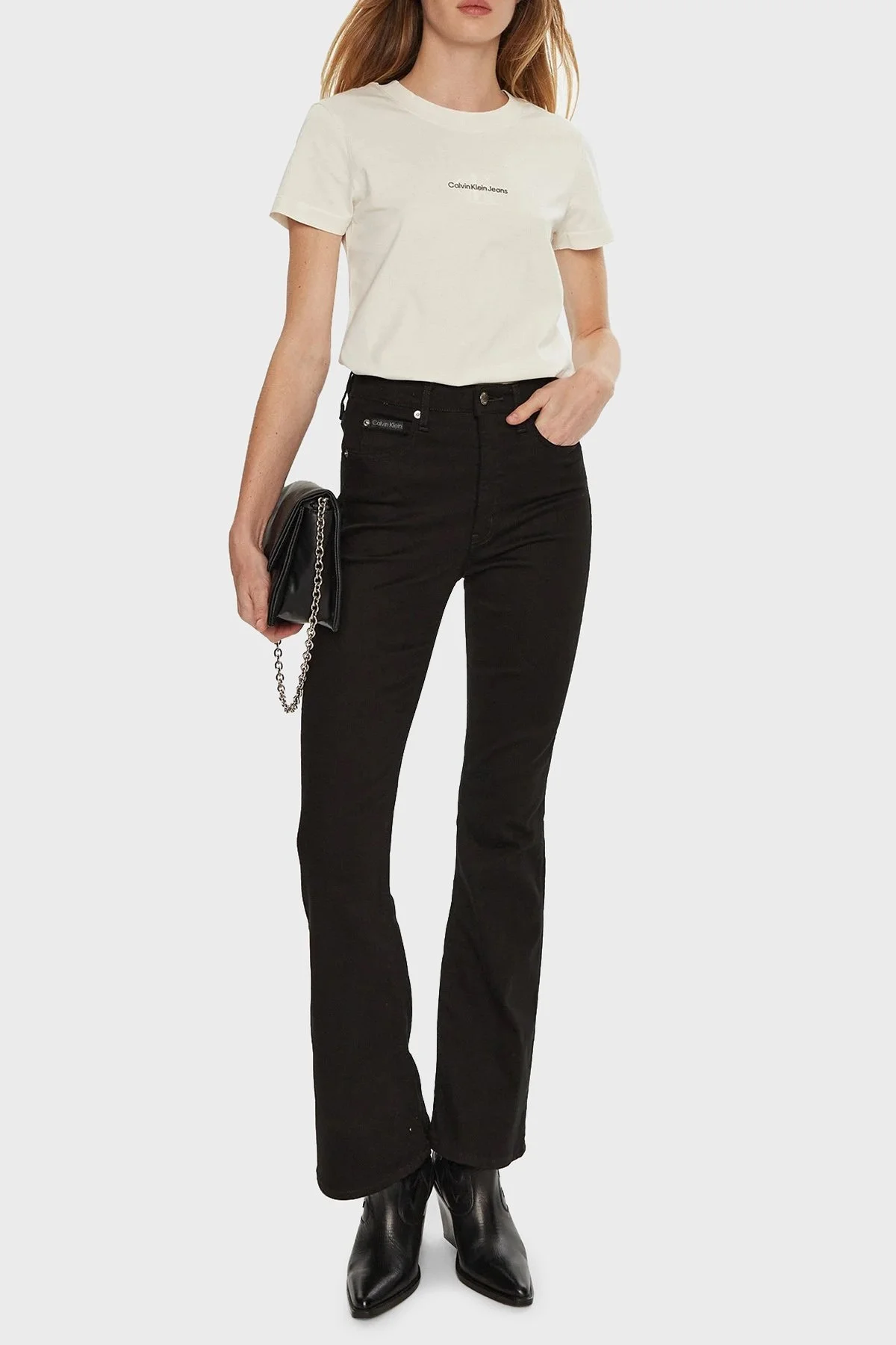 Calvin Klein % 100 Pamuk Slim Fit Bisiklet Yaka J20J223563YBI Bayan T Shirt J20J223563 YBI EKRU - 3