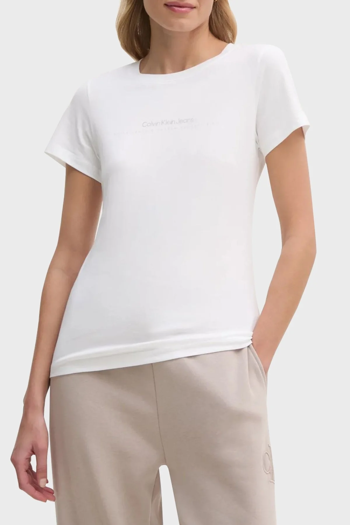 Calvin Klein % 100 Pamuk Slim Fit Bisiklet Yaka J20J224990YAF Bayan T Shirt J20J224990 YAF BEYAZ - 6