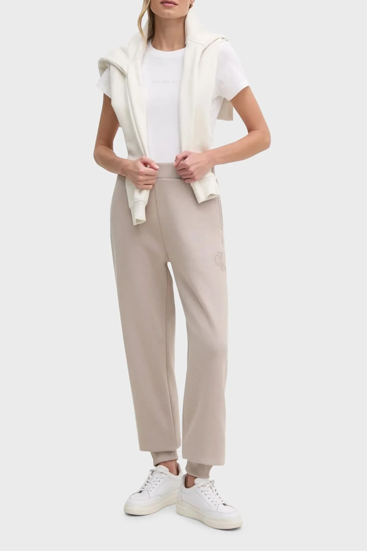 Calvin Klein % 100 Pamuk Slim Fit Bisiklet Yaka J20J224990YAF Bayan T Shirt J20J224990 YAF BEYAZ - 7