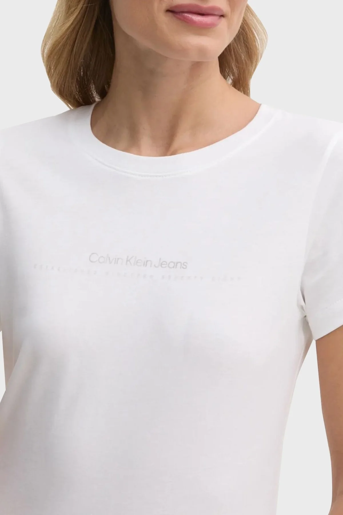 Calvin Klein % 100 Pamuk Slim Fit Bisiklet Yaka J20J224990YAF Bayan T Shirt J20J224990 YAF BEYAZ - 9