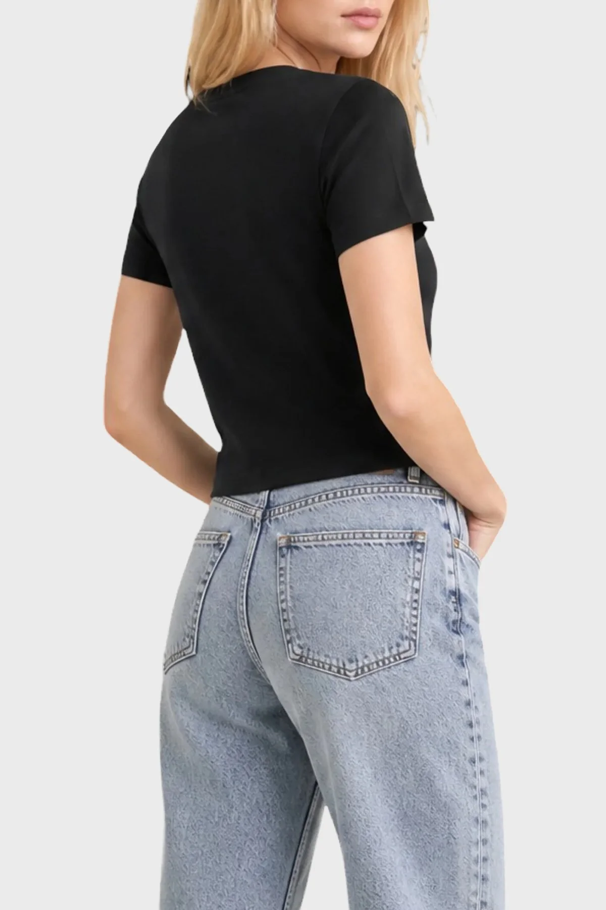 Calvin Klein % 100 Pamuk Slim Fit Bisiklet Yaka LV047G806GUB1 Kadın T Shirt LV047G806G UB1 Siyah - 2