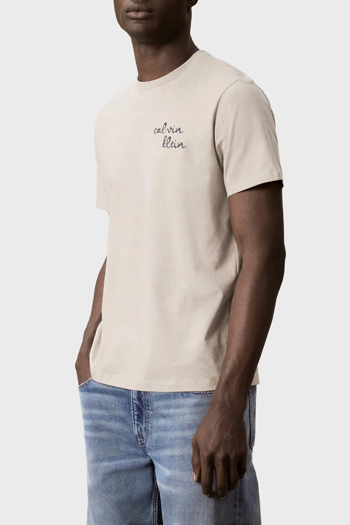 Calvin Klein % 100 Pamuk Slim Fit Bisiklet Yaka LV04RG837GPED Erkek T Shirt LV04RG837G PED Bej - 2